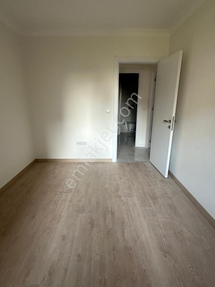 Turyaptan Kadıköy Feneryolunda Sıfır Binada Kiralık 3+1 Daire - Görsel 17