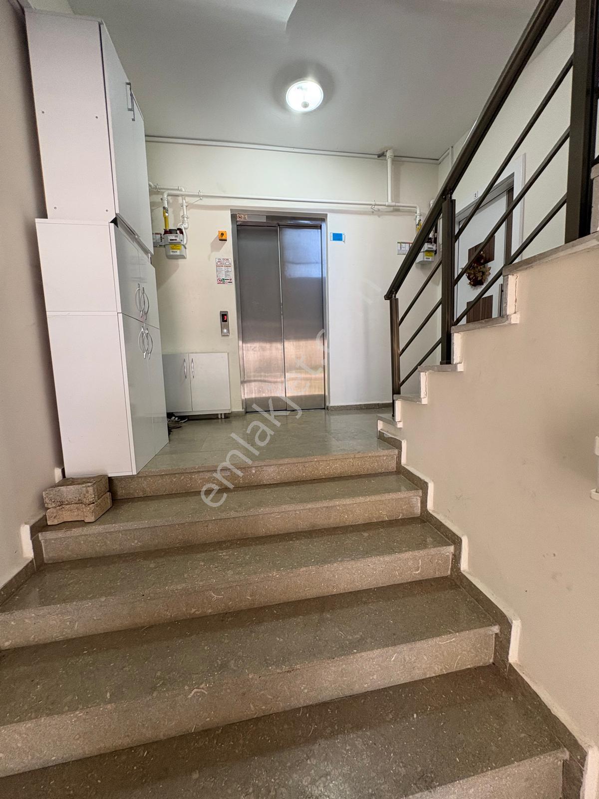 Biga Cumhuriyet Mahallesi Mina Kent Sitesi’nde Satılık Daire 3+1 - Görsel 10