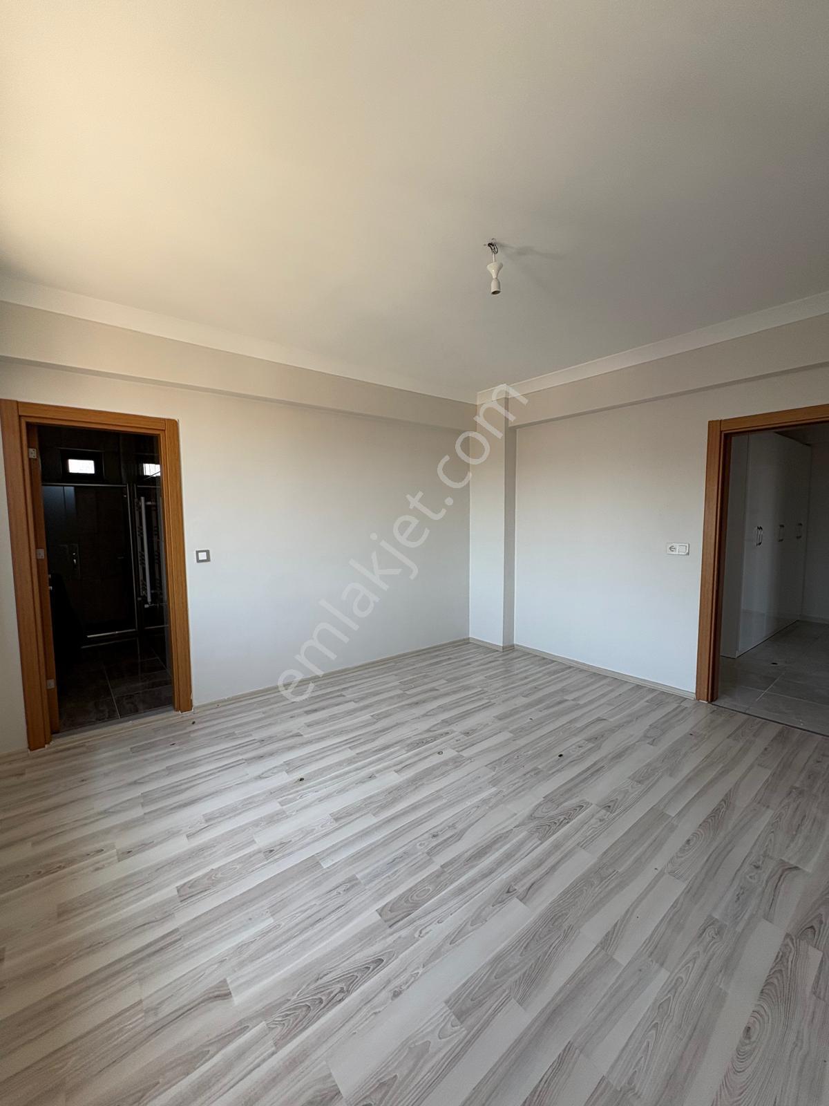 Biga Cumhuriyet Mahallesi Mina Kent Sitesi’nde Satılık Daire 3+1 - Görsel 2