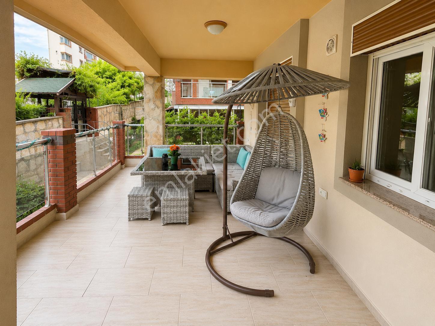 Kuşadası Ege Mah Havuzlu Site Arakat 2+1 Satılık Daire - Görsel 23