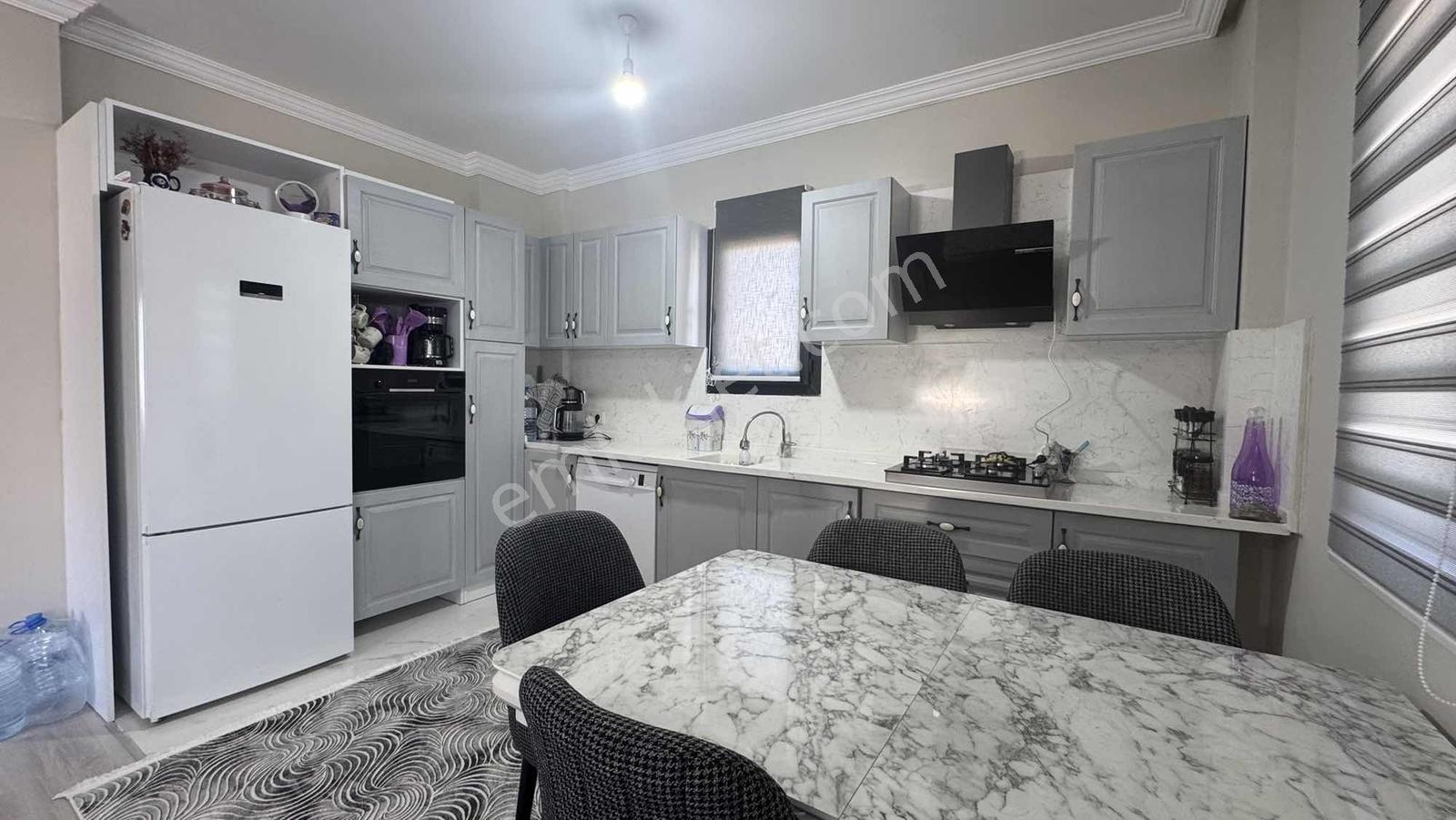 Mumcular'da Havuzlu Site İçerisinde Satılık 3+1 Eşyalı Daire - Görsel 2