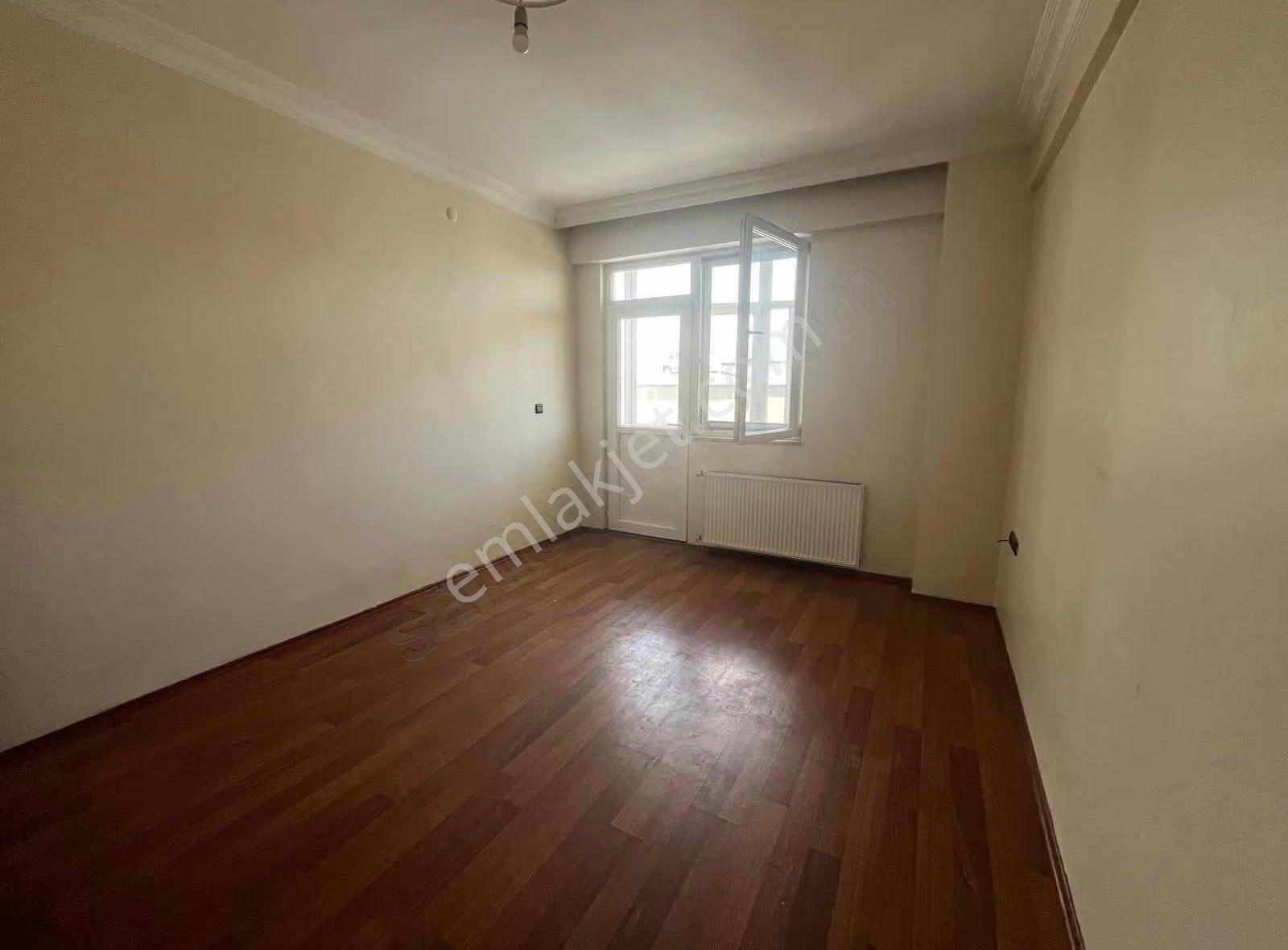 Köşemden Edremit Otogar Karşısı 3+1 Doğalgazlı Kiralık Daire - Görsel 32
