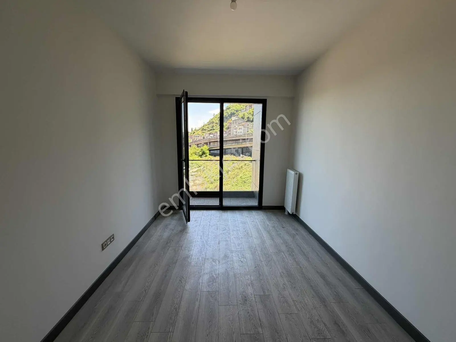 Tutkun Gayrimenkul / Çömlekçi Toki'de Ön Cephe Satılık 4+1 Daire - Görsel 24