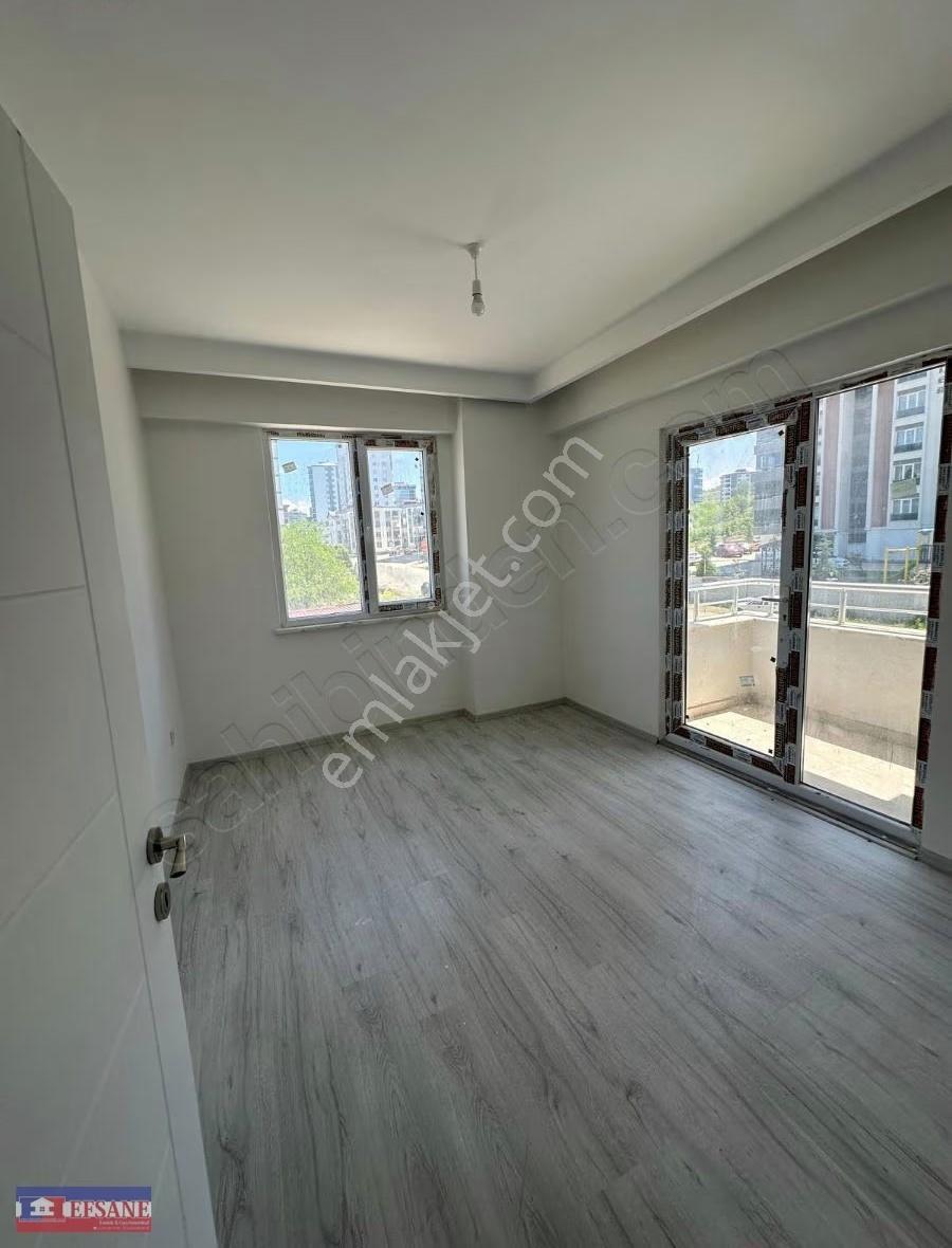 Dolunay Mahallesinde 4+1 Satılık Lüx Daire - Görsel 18