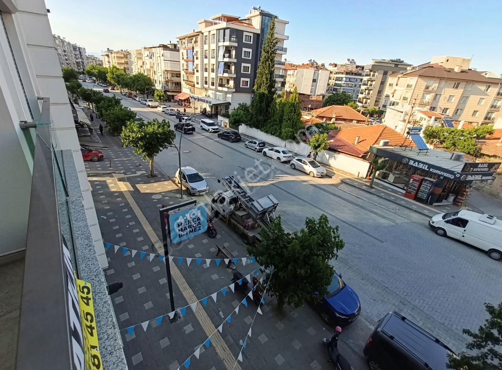 Avar Caddesinde Site İçerisinde Geniş Ve Ferah Satılık Daire - Görsel 25