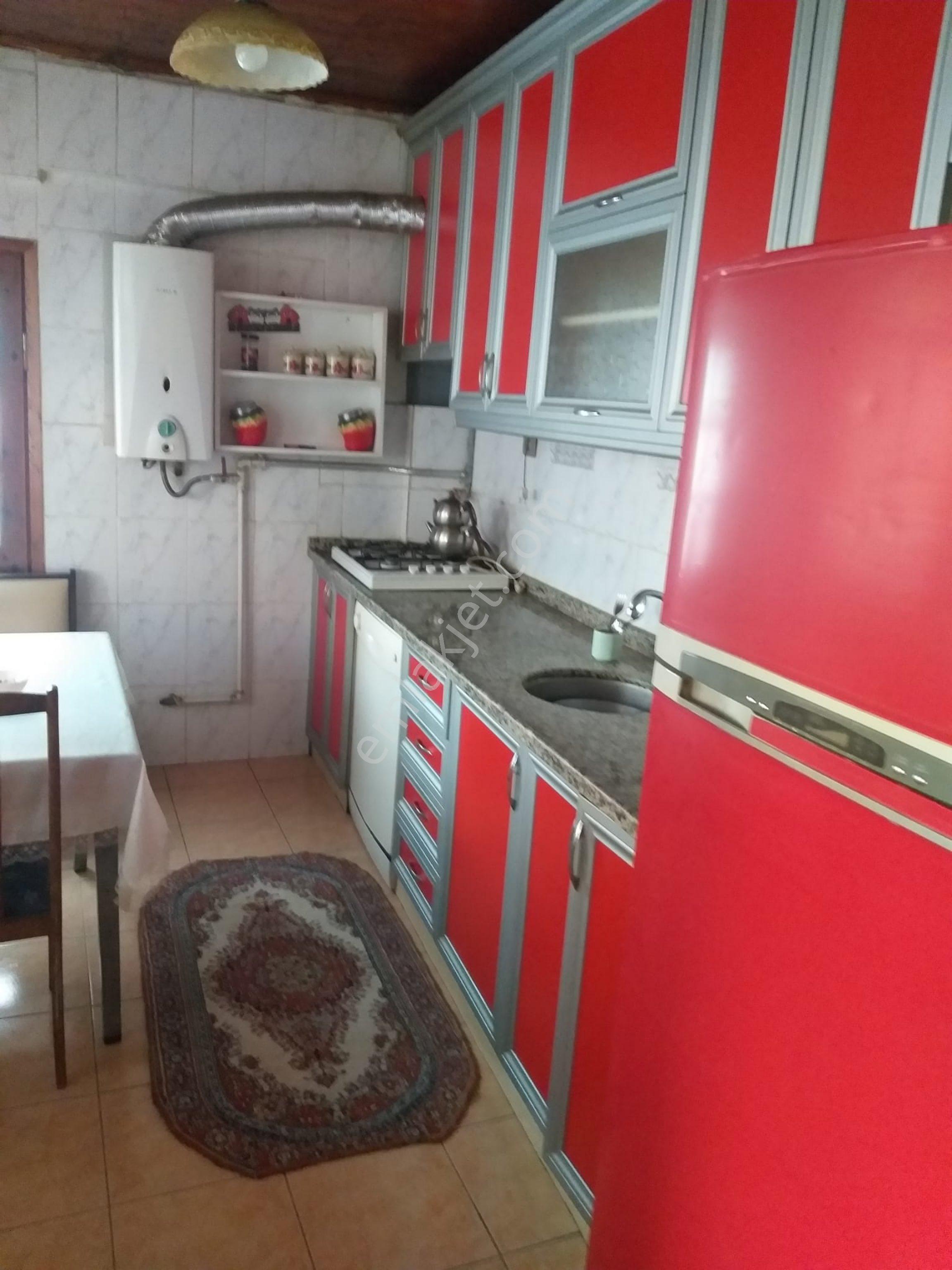 Dikkaldırımda Eşyalı Teraslı 1+1 Kiralık Daire - Görsel 10