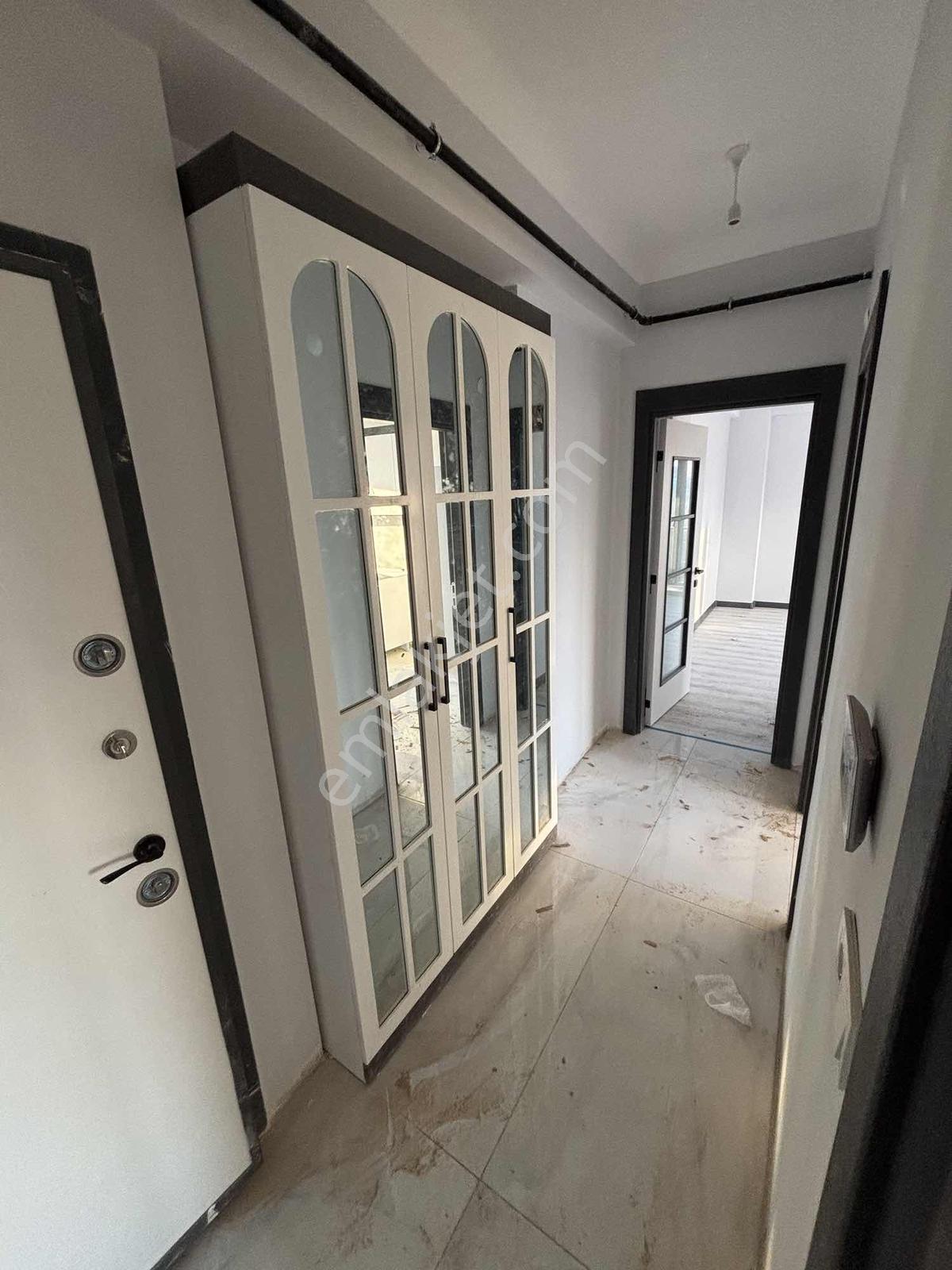 Yatay Mimari Kapalı Otoparklı Sıfır 2+1 Daire - Görsel 13