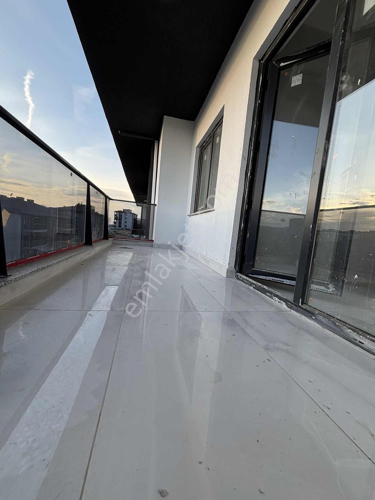 Yatay Mimari Kapalı Otoparklı Sıfır 2+1 Daire - Görsel 27