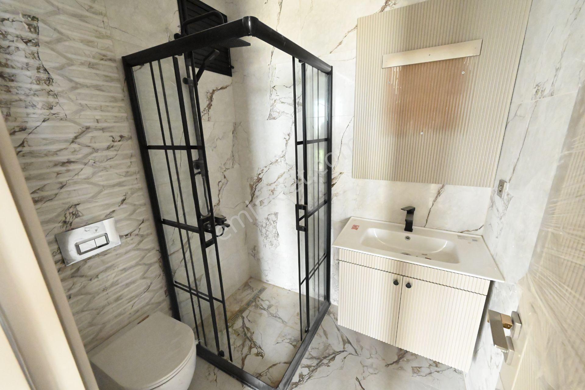 Üstünkent'ten 50. Yıl'da Sıfır Yapıda Modern Tasarımlı 3+1 Daire - Görsel 43
