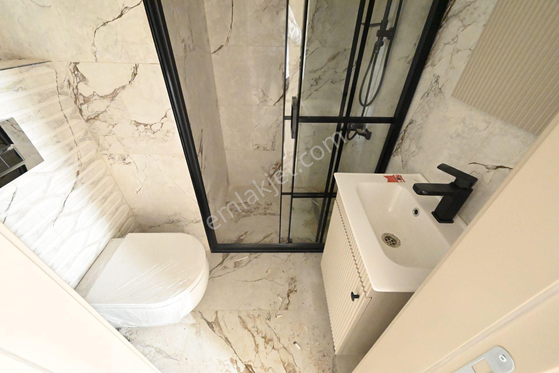 Üstünkent'ten 50. Yıl'da Sıfır Yapıda Modern Tasarımlı 3+1 Daire - Görsel 37