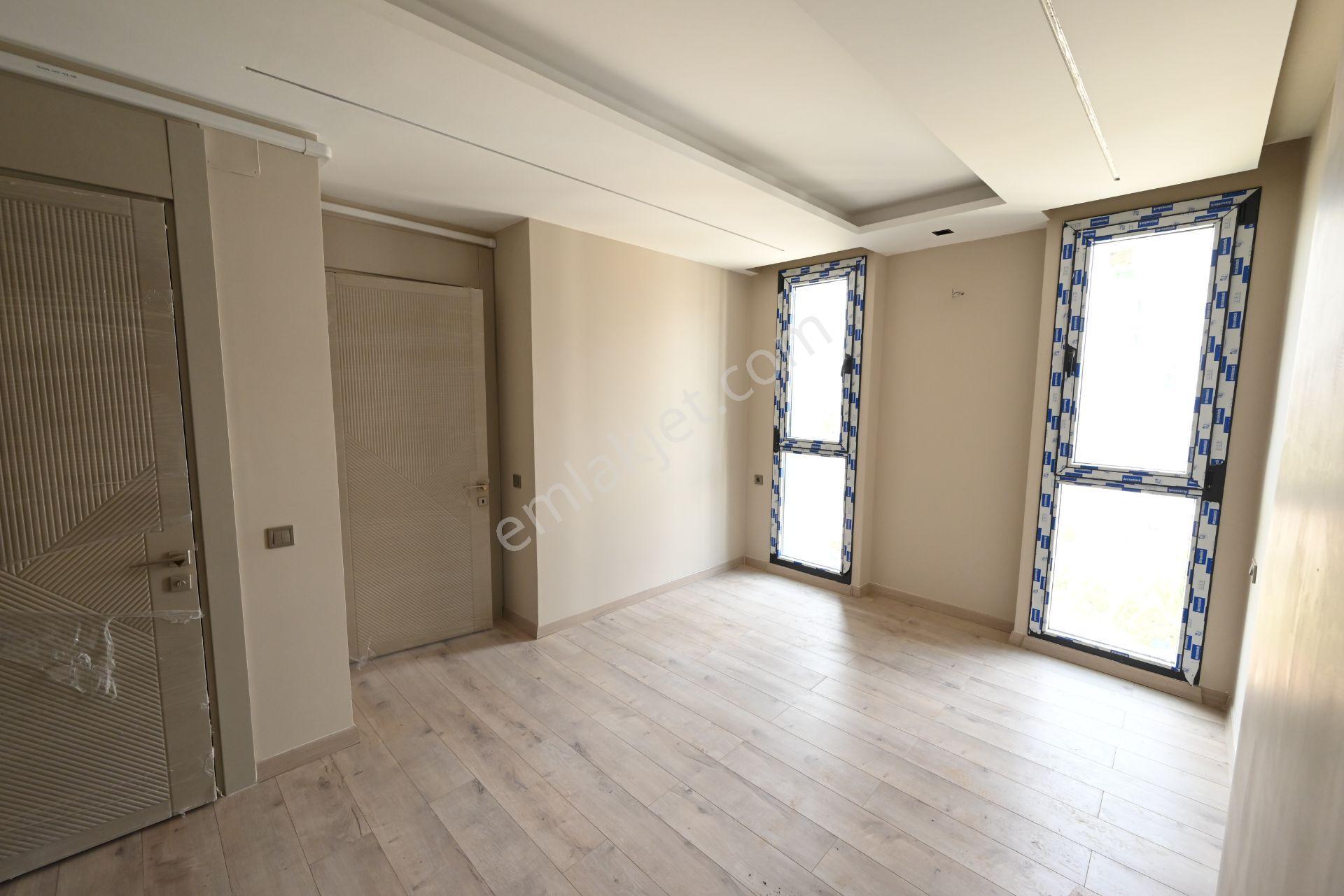 Üstünkent'ten 50. Yıl'da Sıfır Yapıda Modern Tasarımlı 3+1 Daire - Görsel 35
