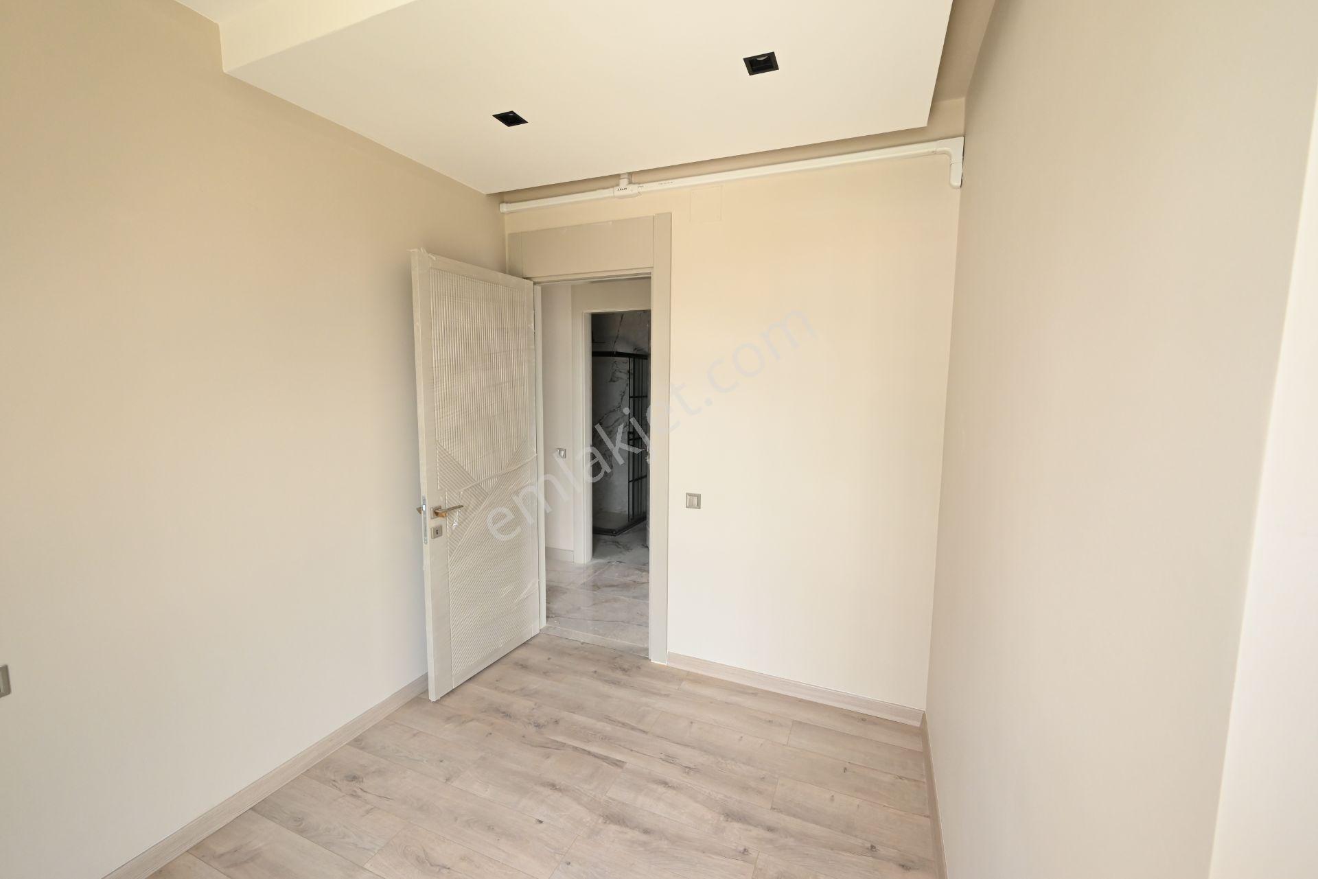 Üstünkent'ten 50. Yıl'da Sıfır Yapıda Modern Tasarımlı 3+1 Daire - Görsel 26