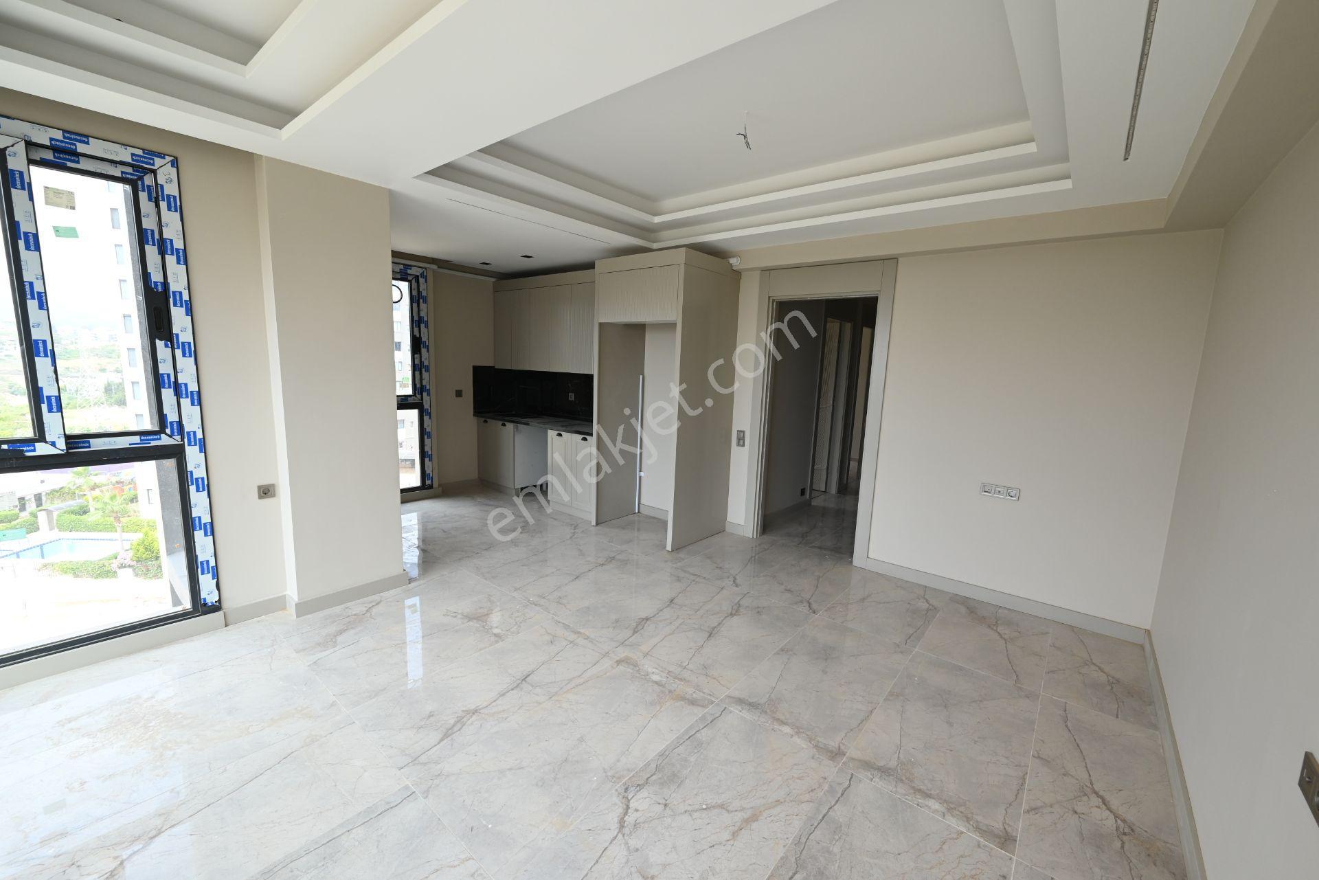 Üstünkent'ten 50. Yıl'da Sıfır Yapıda Modern Tasarımlı 3+1 Daire - Görsel 10