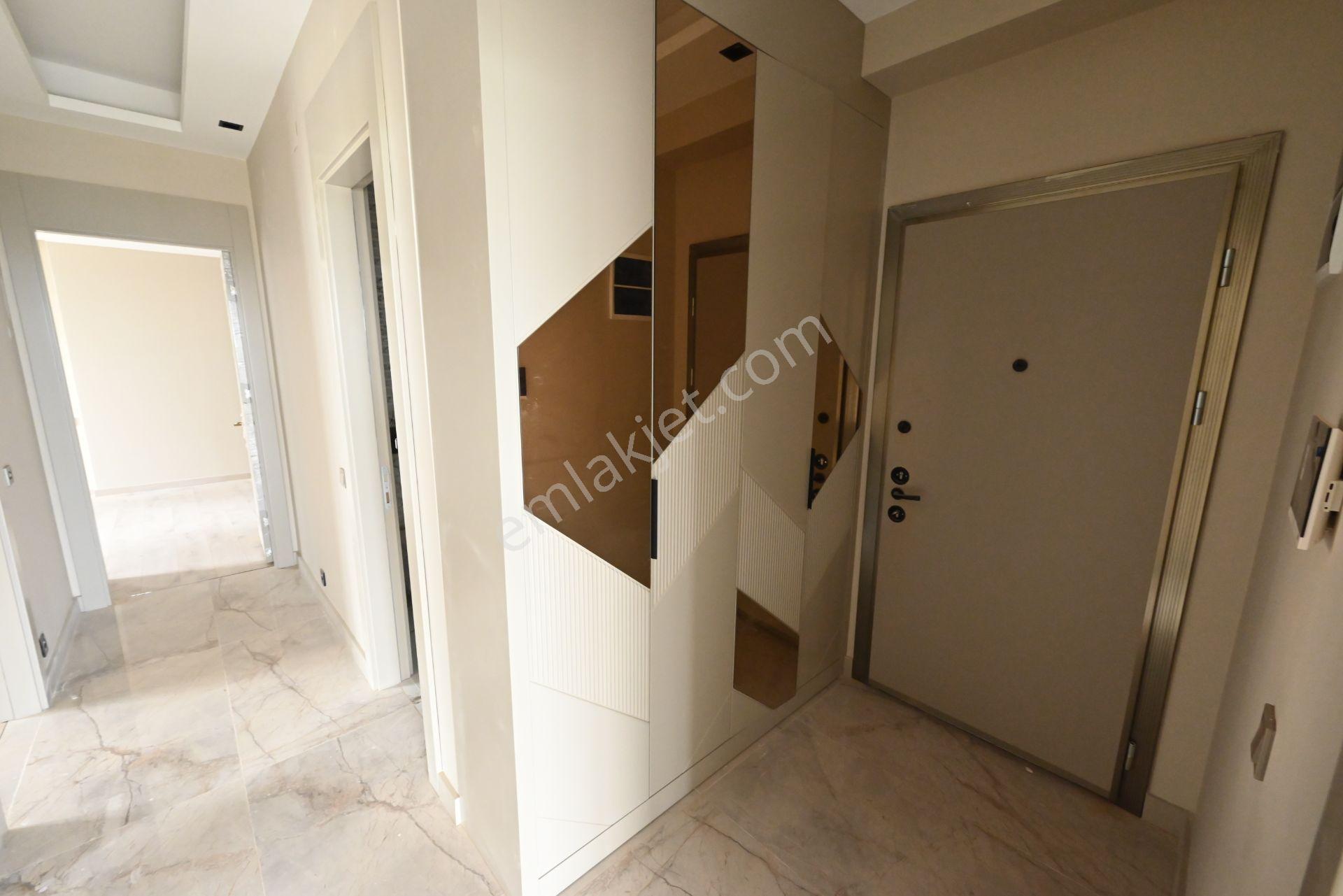 Üstünkent'ten 50. Yıl'da Sıfır Yapıda Modern Tasarımlı 3+1 Daire - Görsel 41