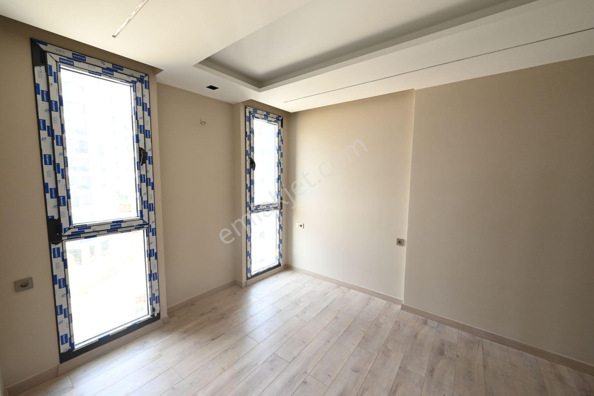 Üstünkent'ten 50. Yıl'da Sıfır Yapıda Modern Tasarımlı 3+1 Daire - Görsel 32