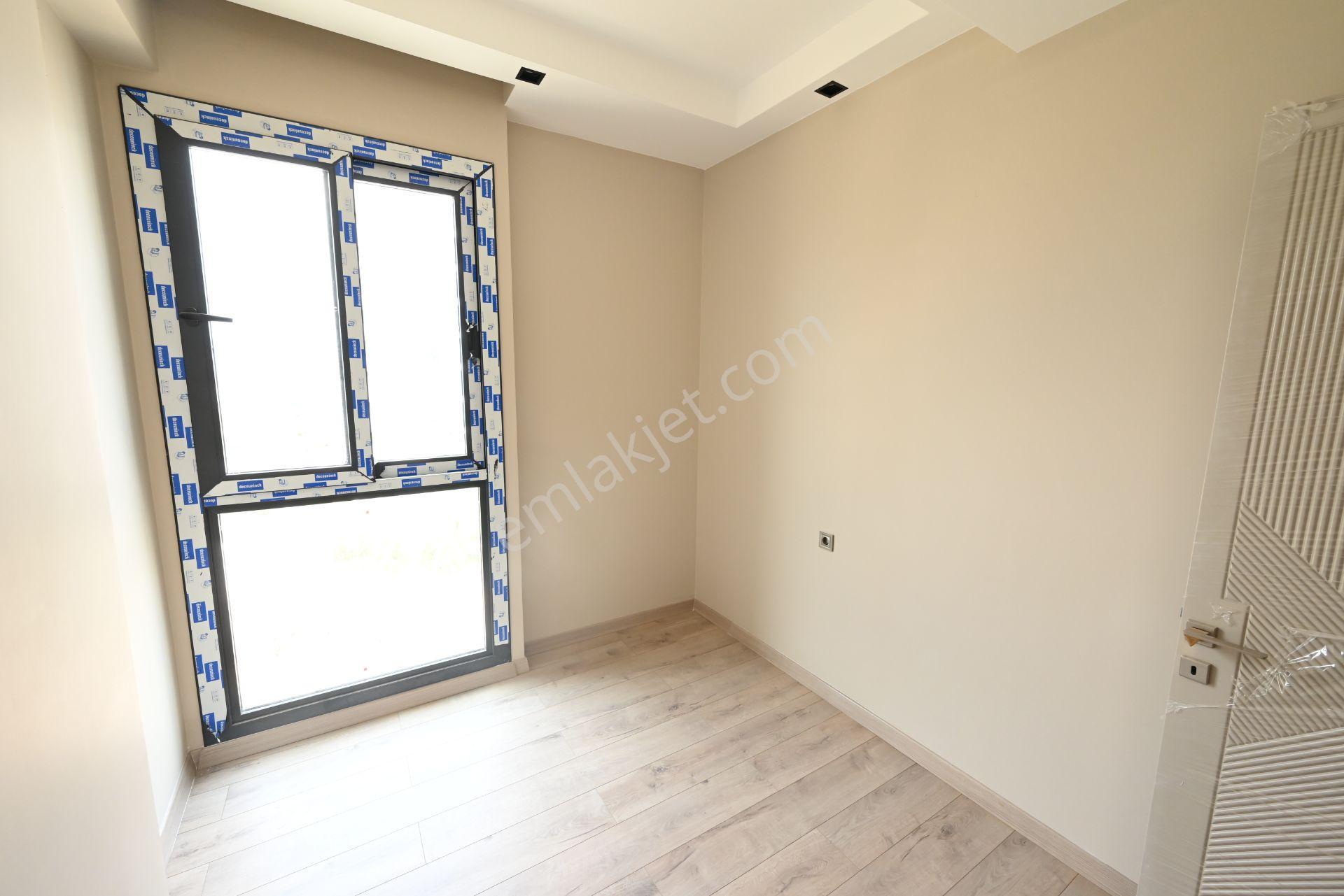 Üstünkent'ten 50. Yıl'da Sıfır Yapıda Modern Tasarımlı 3+1 Daire - Görsel 25