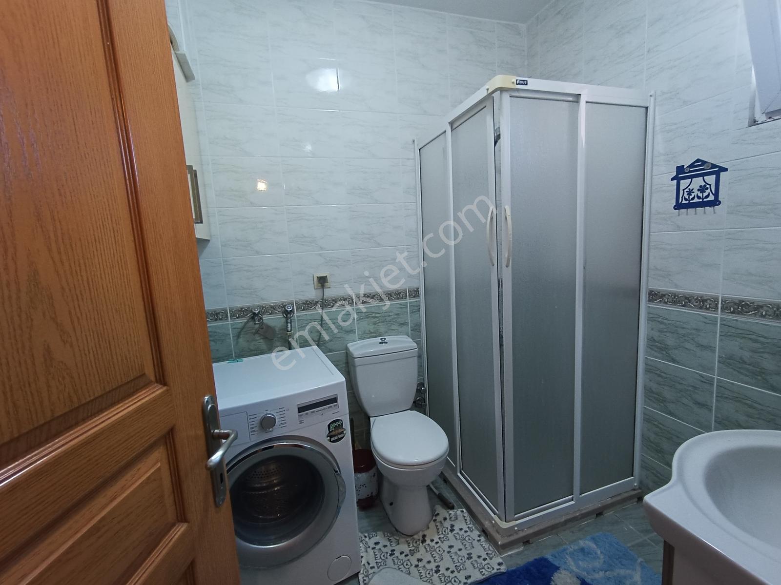 Kuşadası Karaova'da Havuzlu Sit. 155 M2 Eşyalı Kiralık 4+1 Villa - Görsel 25