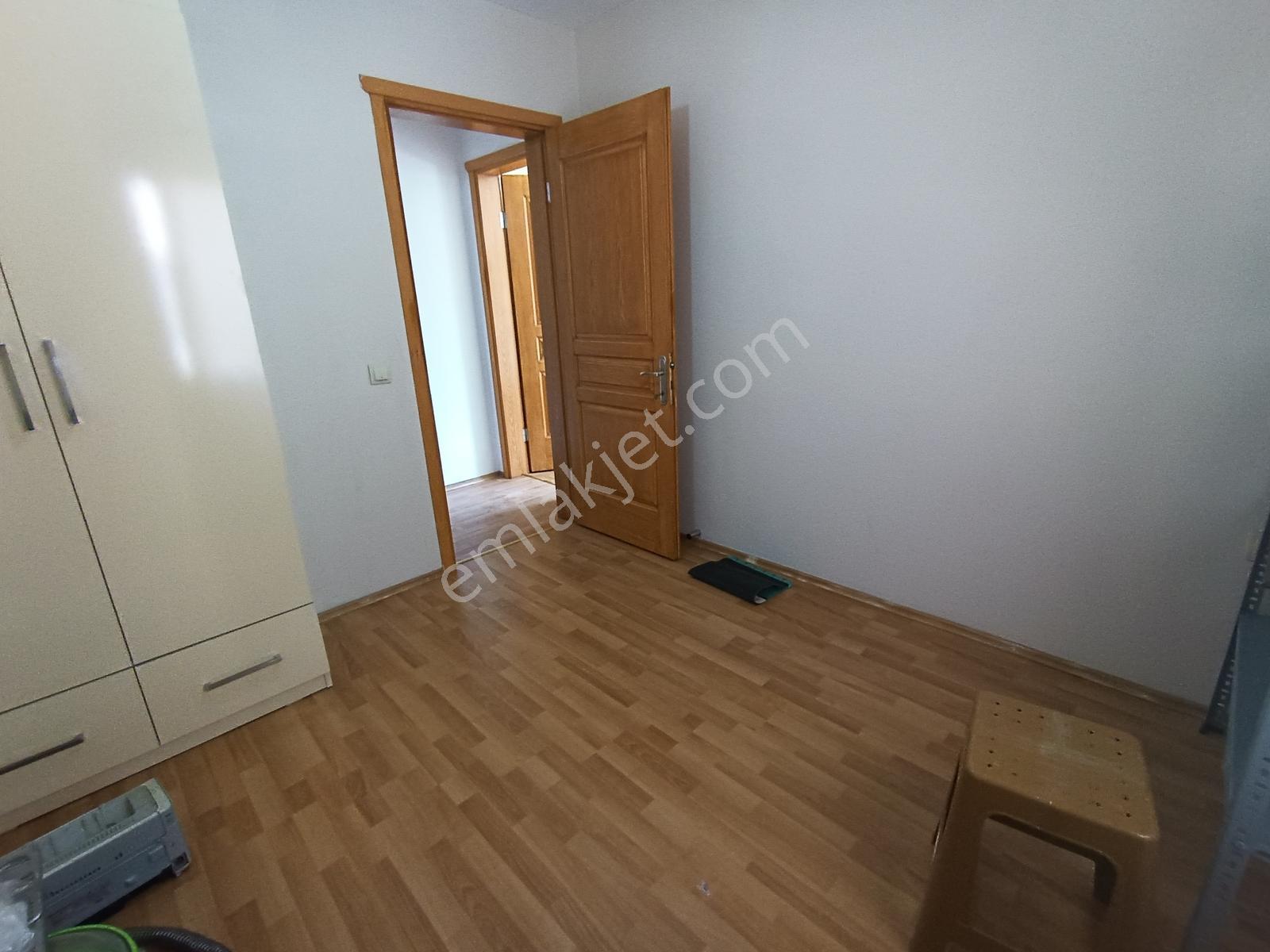 Kuşadası Karaova'da Havuzlu Sit. 155 M2 Eşyalı Kiralık 4+1 Villa - Görsel 19