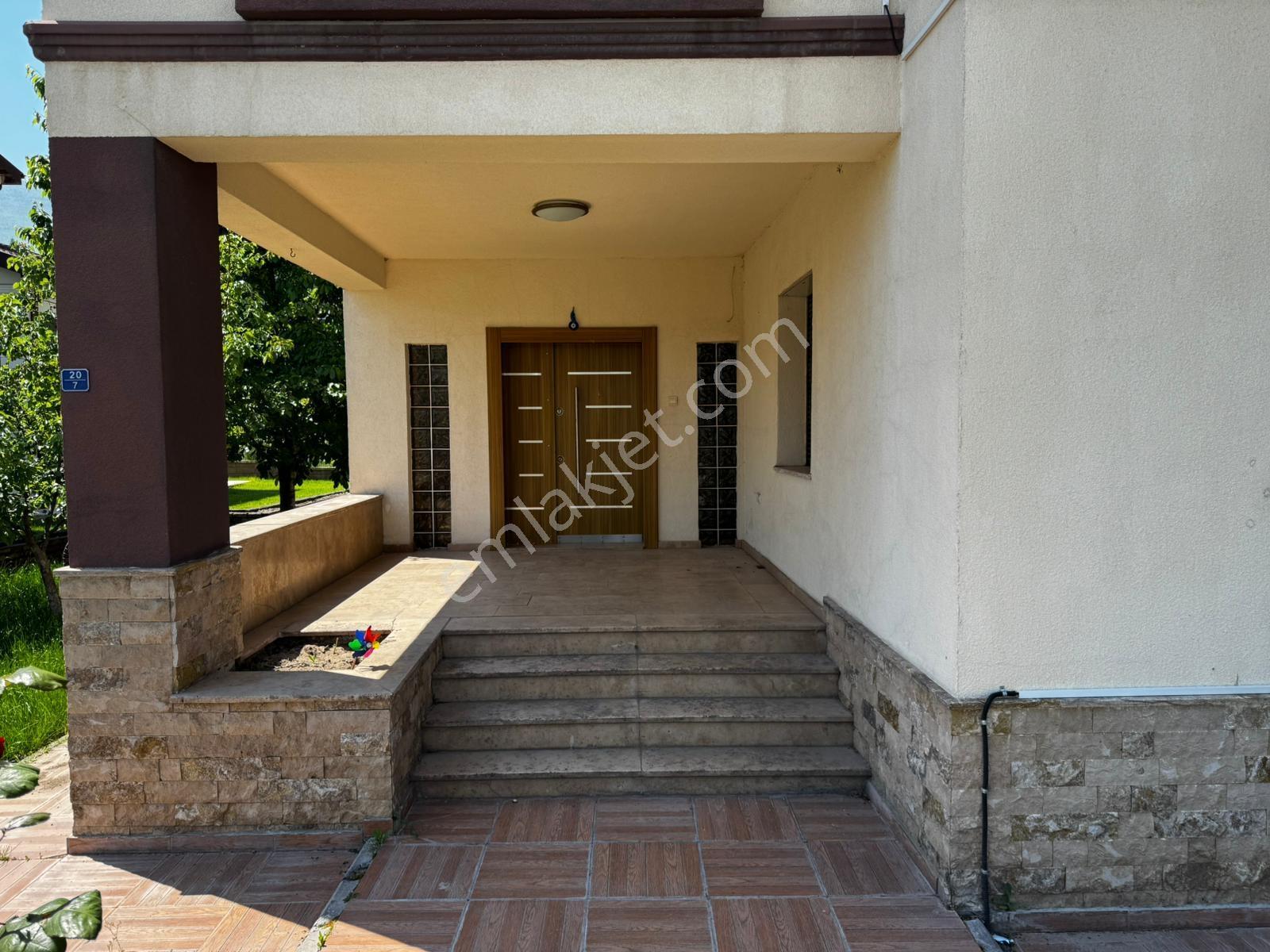 Erenköy Çaybağlarında Site İçerisinde Kiralık 6+2 Villa - Görsel 33