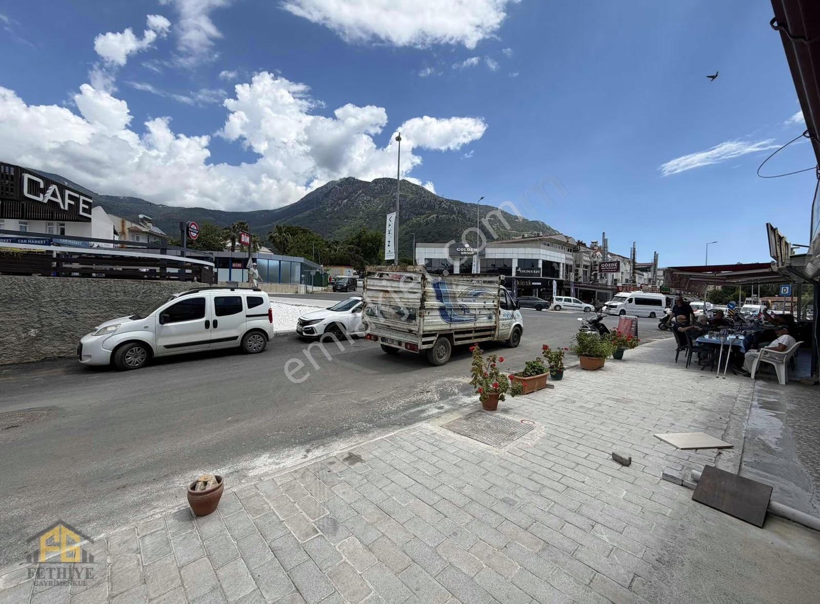 Hisarönünde Cadde Üzeri 70 M² Satılık Dükkan - Görsel 13