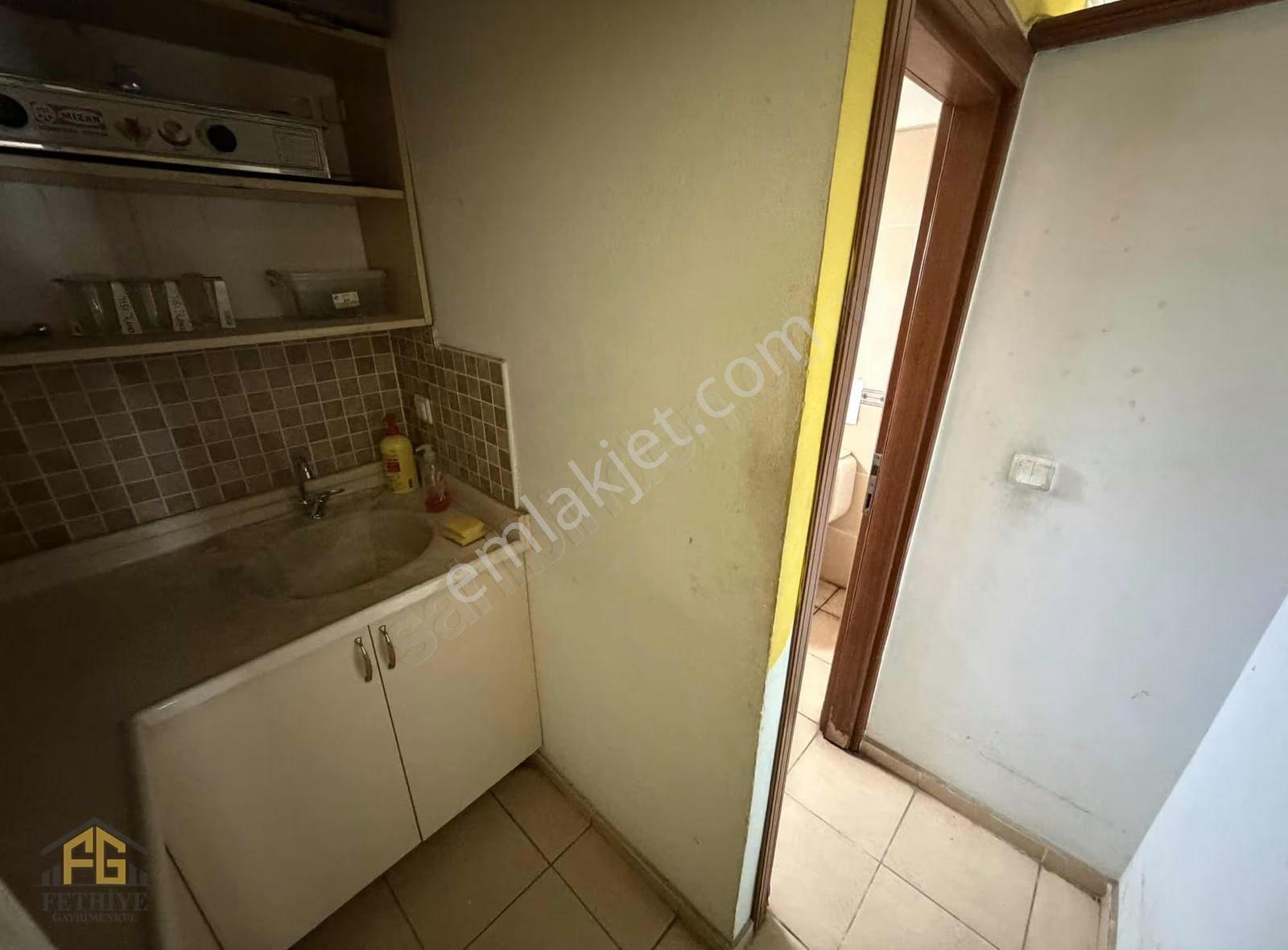 Hisarönünde Cadde Üzeri 70 M² Satılık Dükkan - Görsel 12