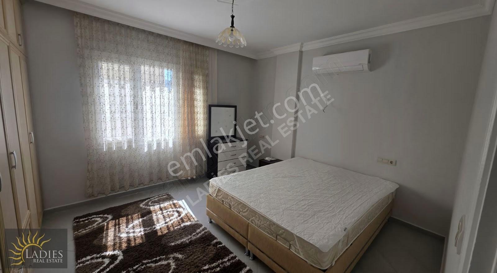 Ladies Gayrimenkul'den Havuzlu Sitede 2+1 Eşyalı Kiralık Daire - Görsel 12