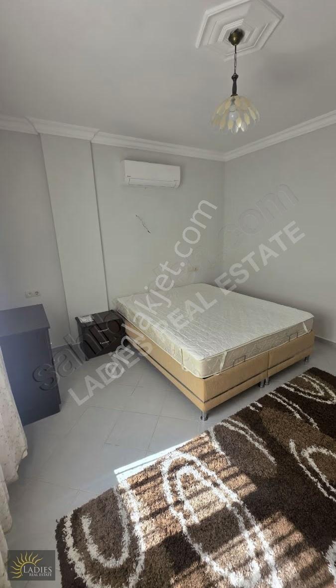 Ladies Gayrimenkul'den Havuzlu Sitede 2+1 Eşyalı Kiralık Daire - Görsel 15