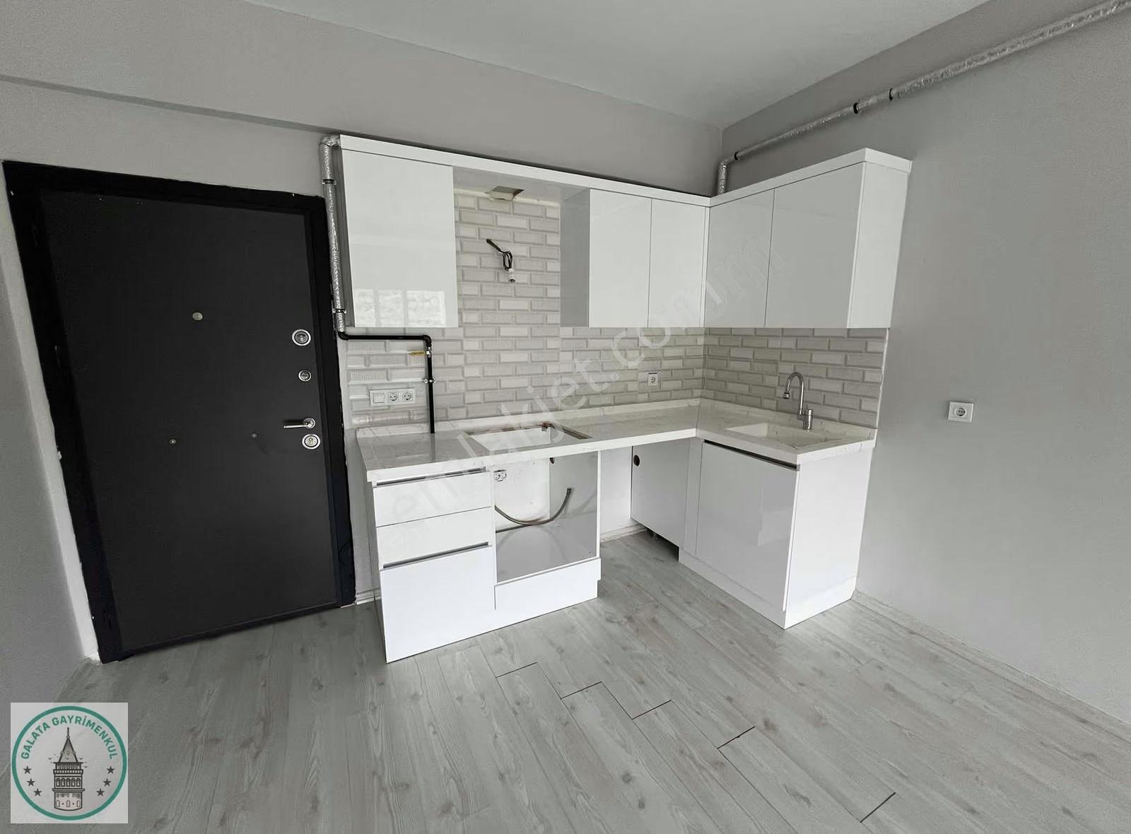 Galata'dan Site İçerisinde Havuzlu Kiralık Daire - Görsel 31
