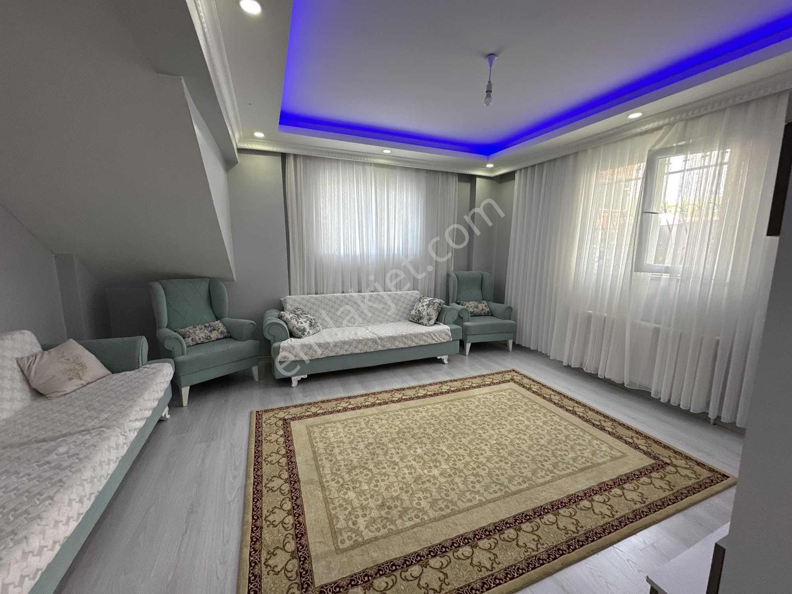 Coşar Emlaktan Satılık 2+1 Yeni Yapı Bahçe Katı Camları Yüksek