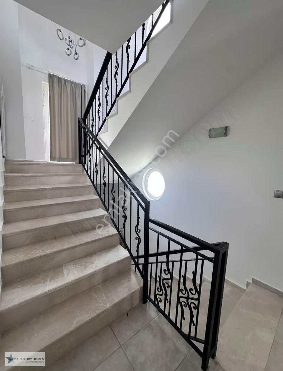 Kiralık - Özel Havuzlu Deniz Manzaralı 4+2 Villa - Görsel 17