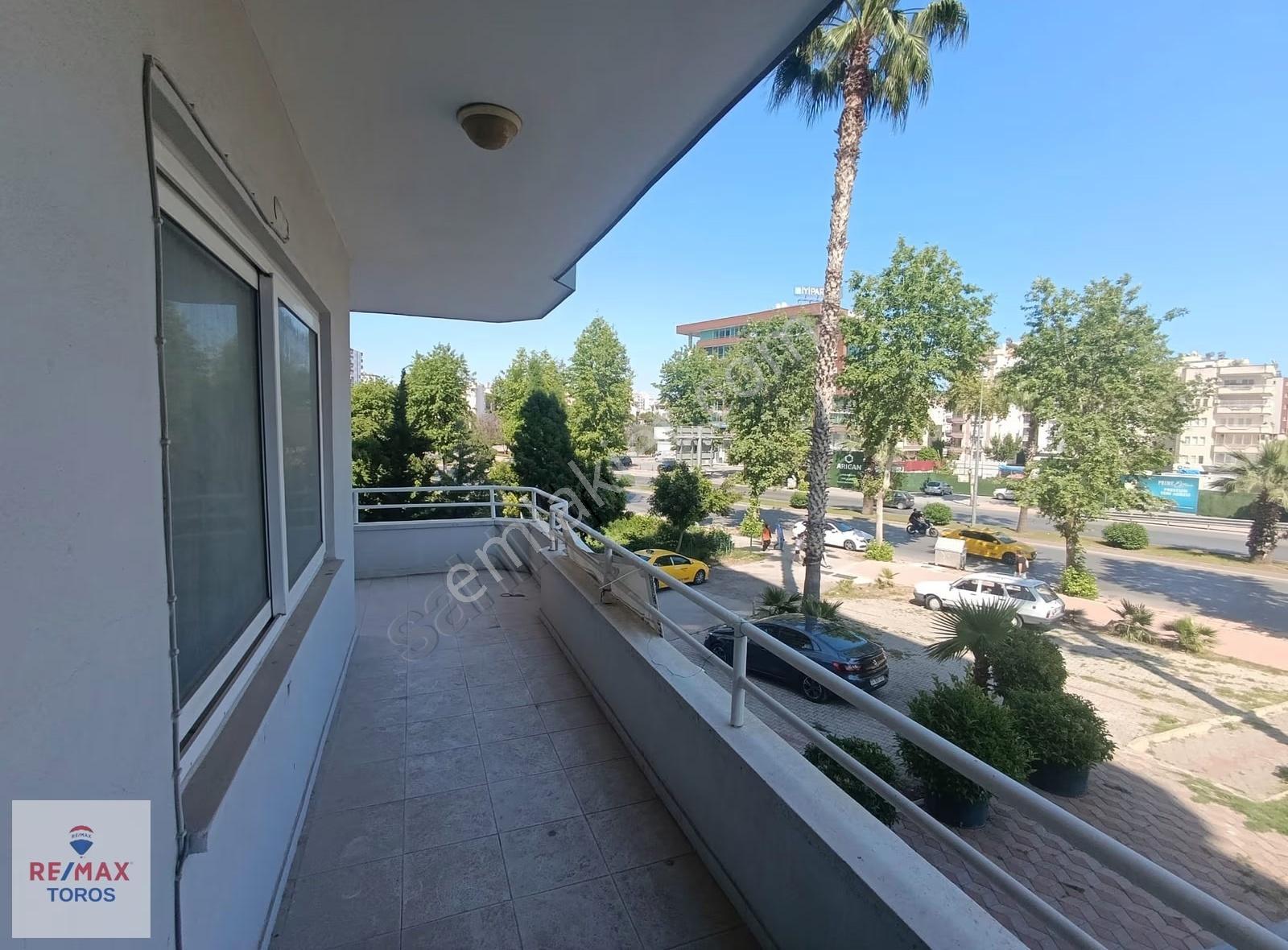 Remax Toros'tan Yenişehir'de Mükemmel Konumda Ferah 3+1 Daire - Görsel 18