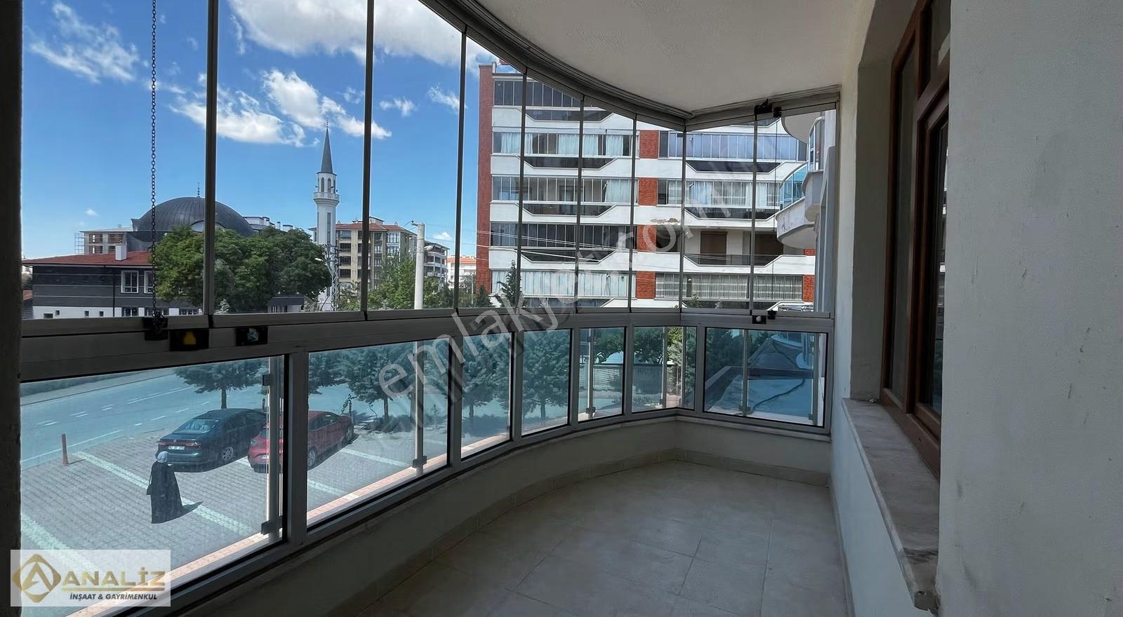 Analiz'den Fetih Caddesi Cepheli 3+1 Kiralık Daire - Görsel 15