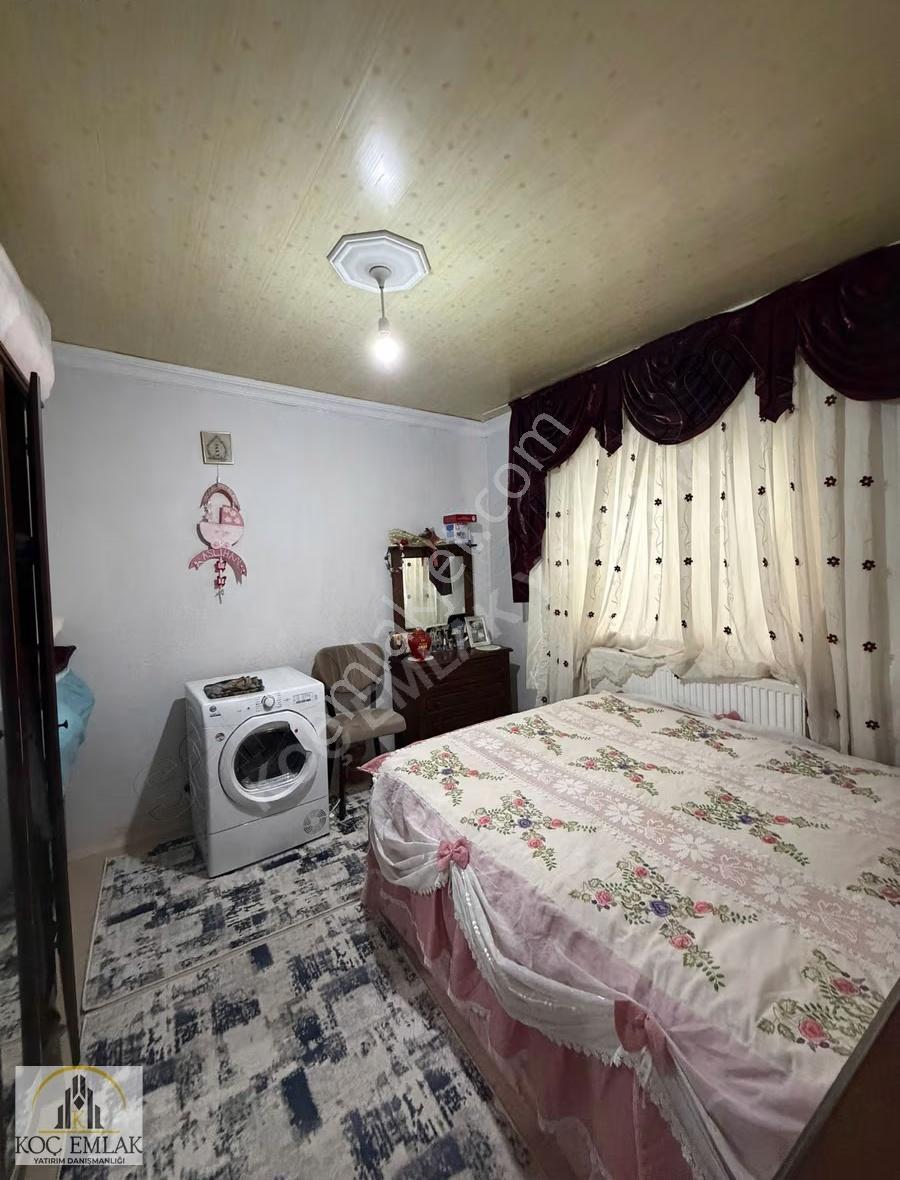 Koç Emlak'tan Köşe Konumda ! 140 M2 Arsa İçerisinde 100 M2 Ev !! - Görsel 22