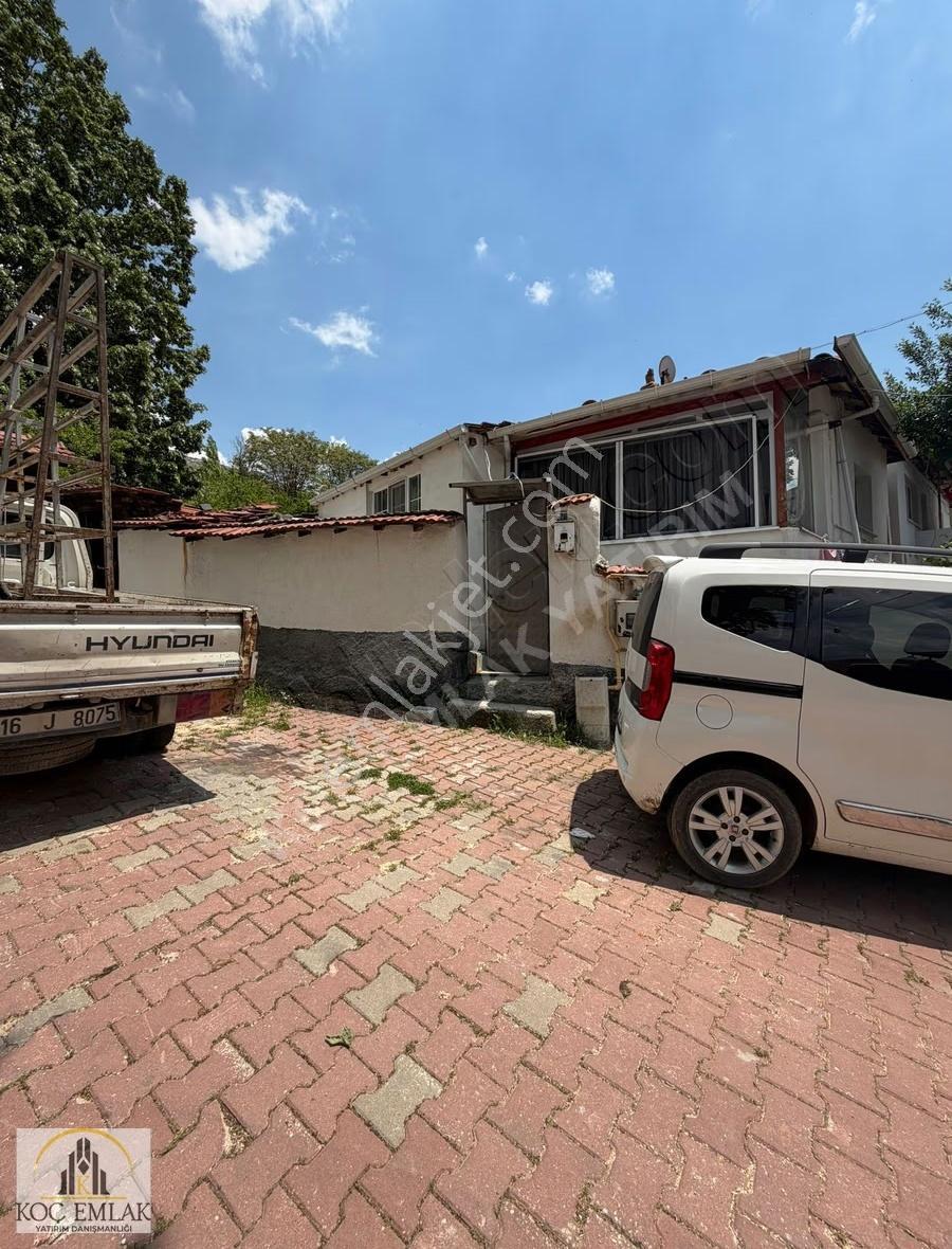 Koç Emlak'tan Köşe Konumda ! 140 M2 Arsa İçerisinde 100 M2 Ev !! - Görsel 17