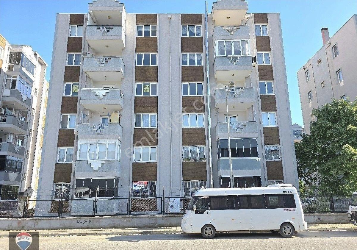 Aydın Efeler Adnan Menderes Mahallesi Site İçinde Kiralık 3+1 Daire