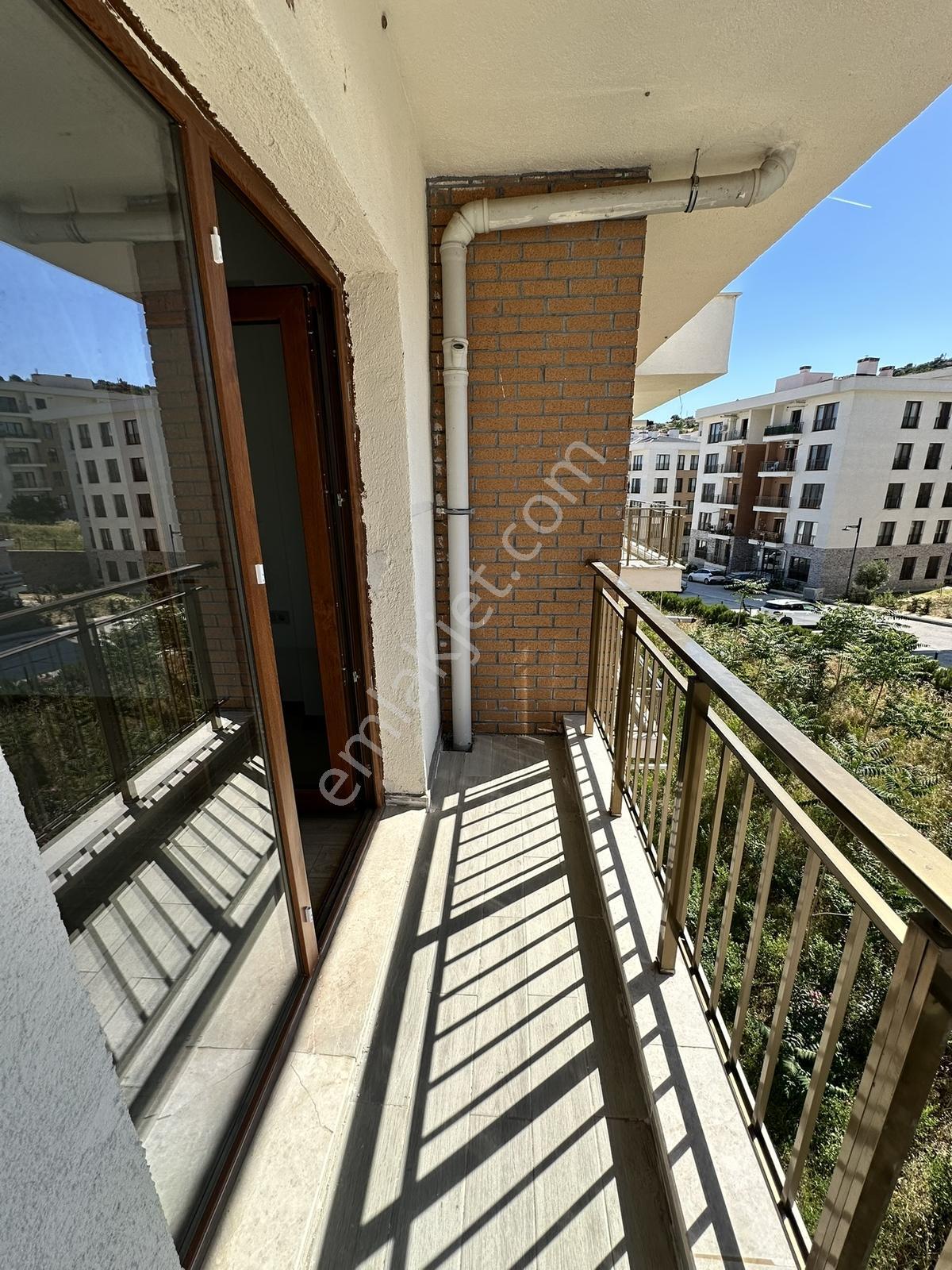 Bayraklı Toki 3. Etap'ta Ferah 3+1 Kiralık Daire - Görsel 16