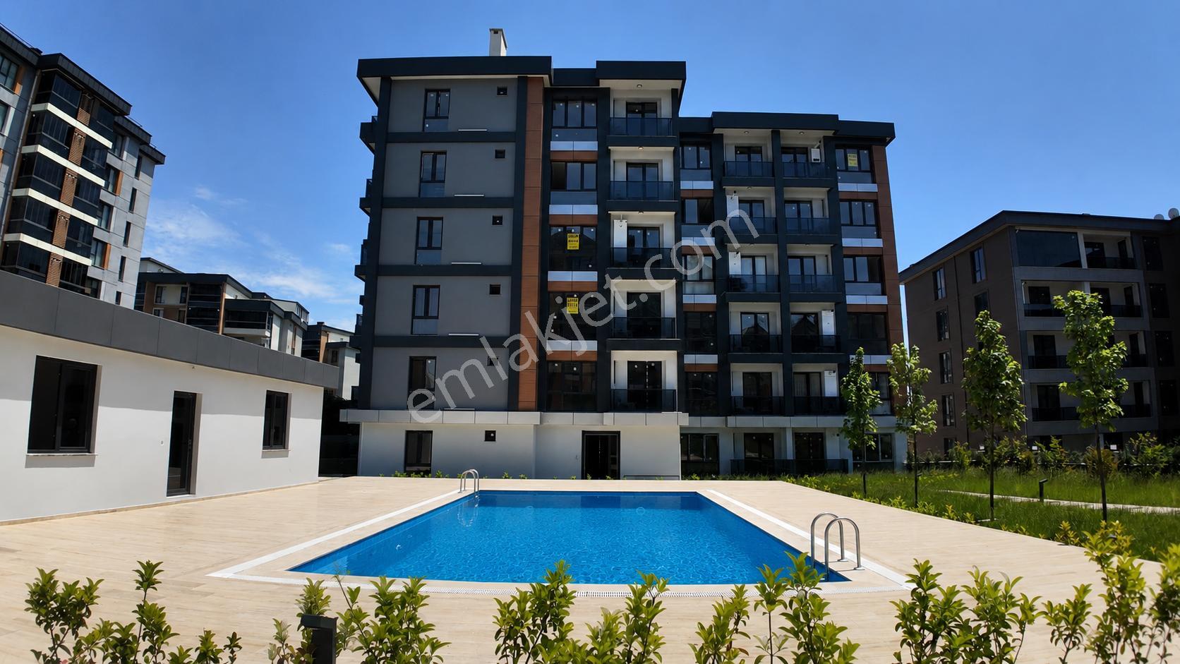 Re/max Land'den Tepe'de 1+1 Kiralık Daire