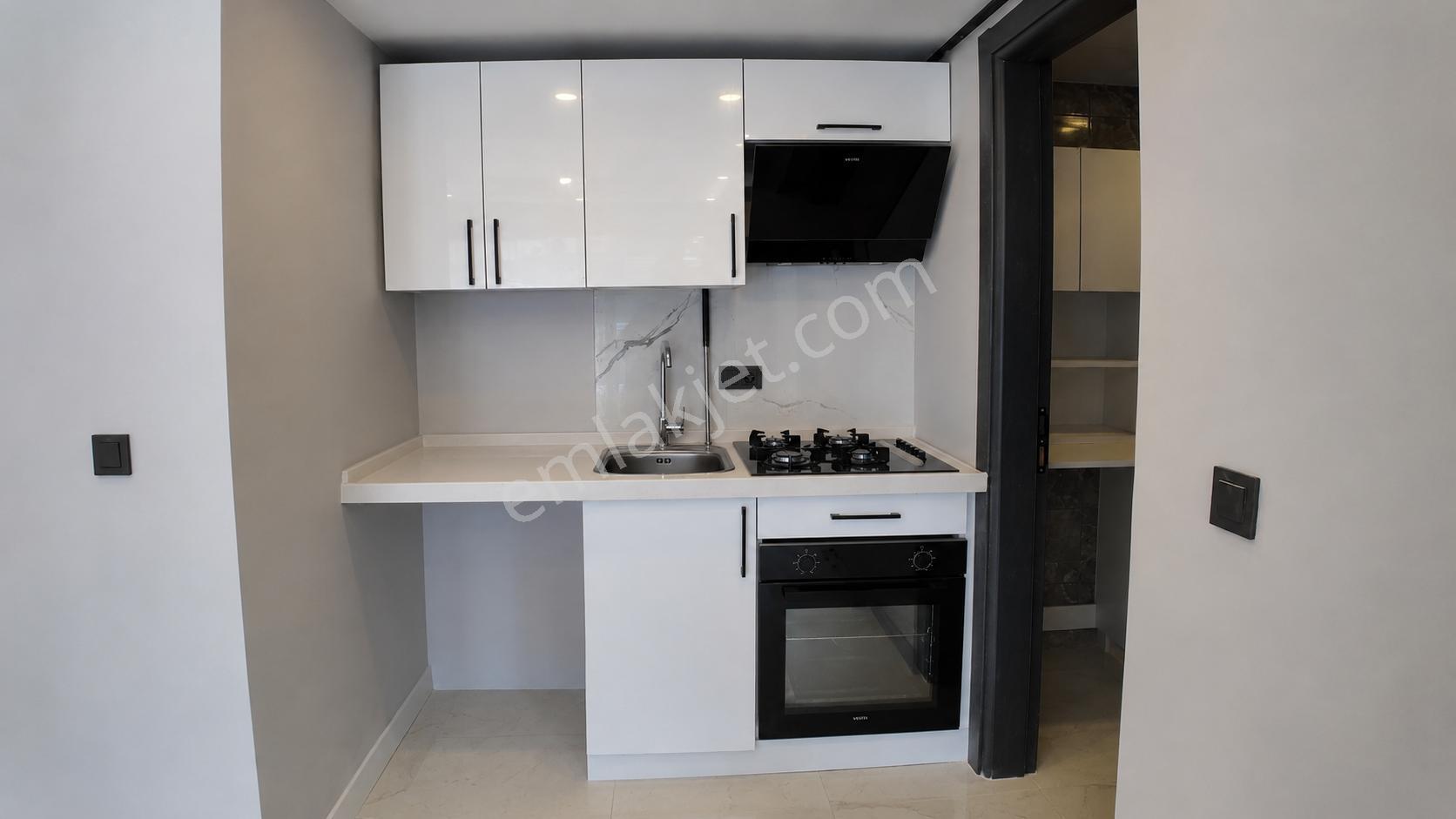 Re/max Land'den Tepe'de 1+1 Kiralık Daire - Görsel 6