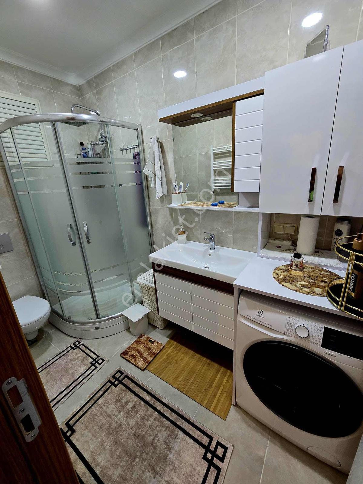 Mahmutbey Caddesinde Site İçiful Eşyalı Özel Yapım 1+1 - Görsel 8