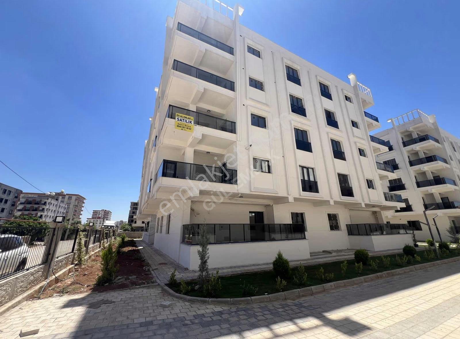 Gül Emlaktan Site'de Satılık 4+1 Lüks Daire - Görsel 6