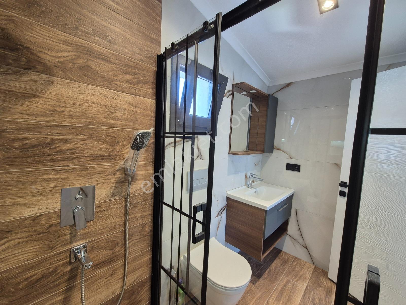 Kuşadası Kadınlar Denizinde 165 M2 Satılık Sıfır 3+1 Lüks Villa - Görsel 21
