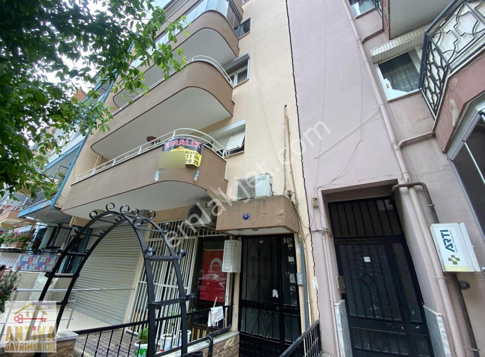 Antika Gayrimenkulden Hastaneye Yakın Ara Kat 4+1 Geniş Daire - Görsel 30