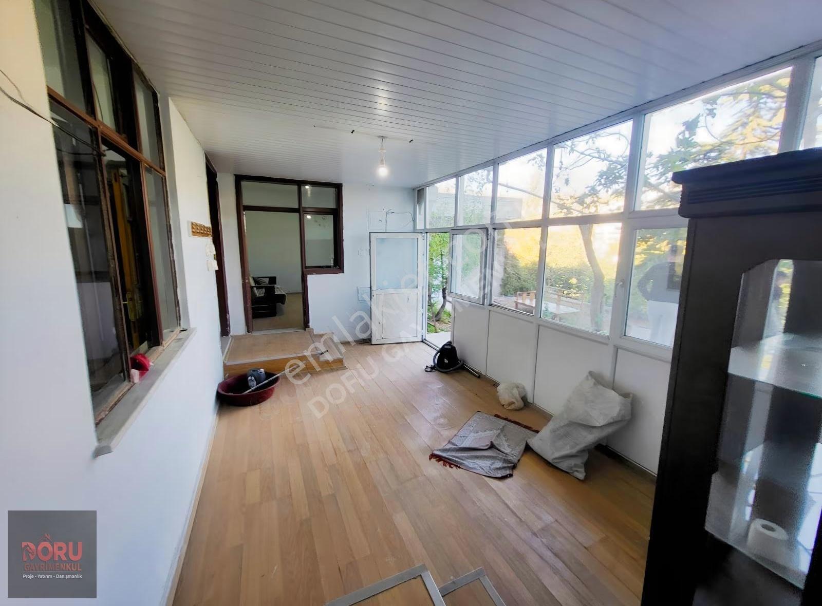 Pınarbaşında 560 M² Arsası Olan İki Katlı Doğalgazlı Müstakil Ev - Görsel 14