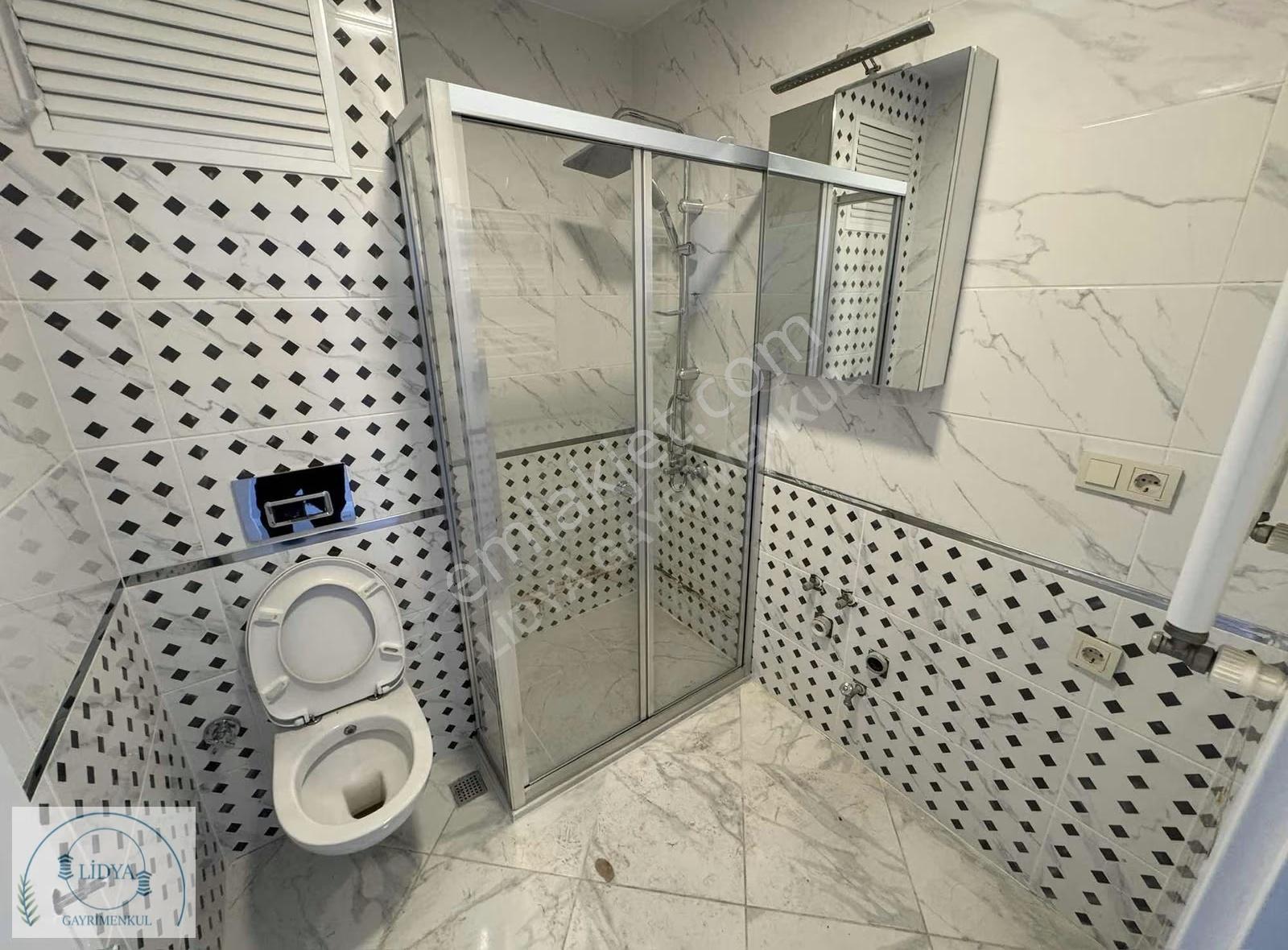 Kayışdağı Mh. Butik Site İçerisinde Otoparklı Boş Manzaralı 2+1 - Görsel 10