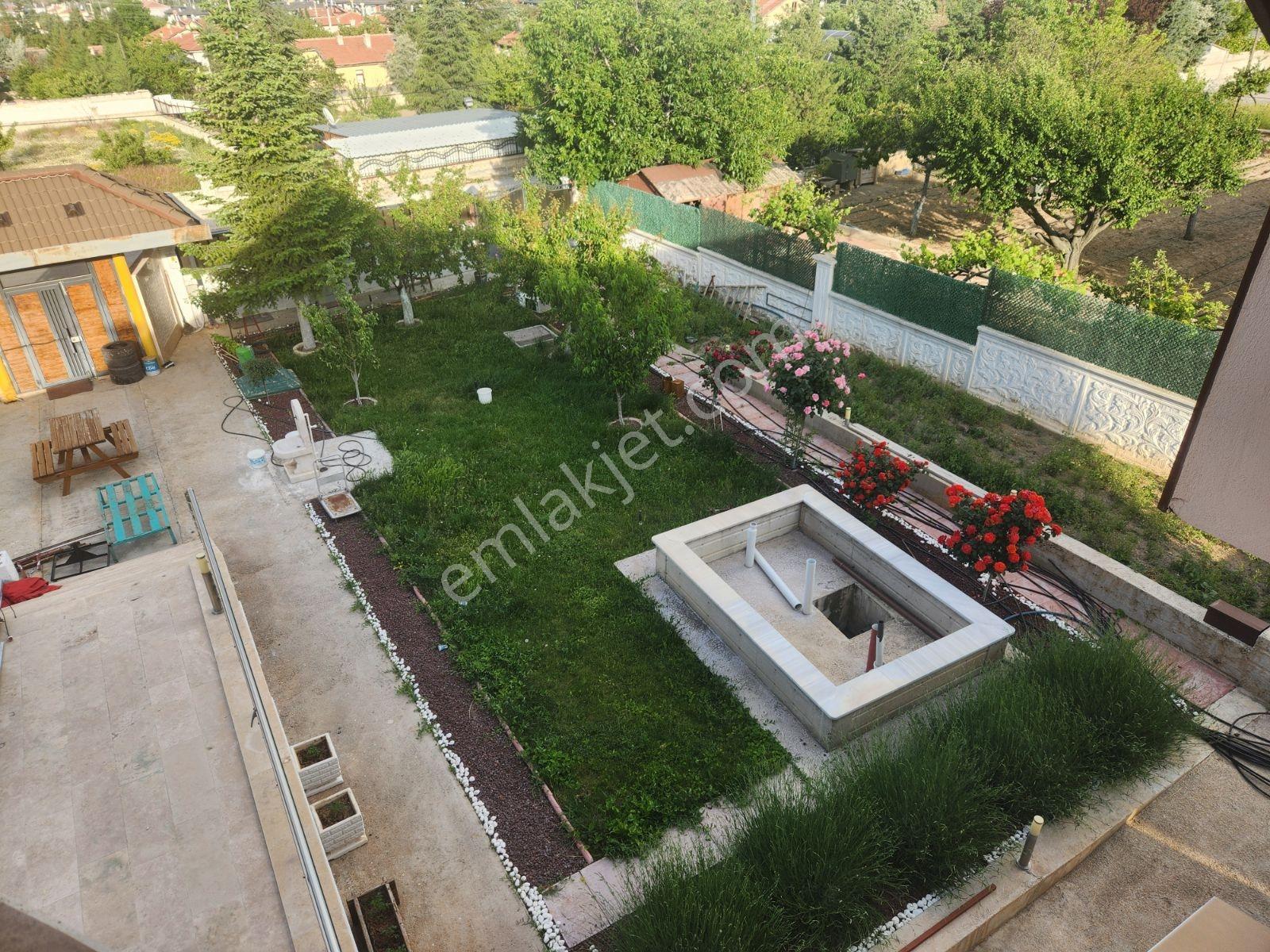 Hatip Mahallsinde Konya Manzaralı Garajlı 2 Kamelyalı 6+2 Villa - Görsel 28