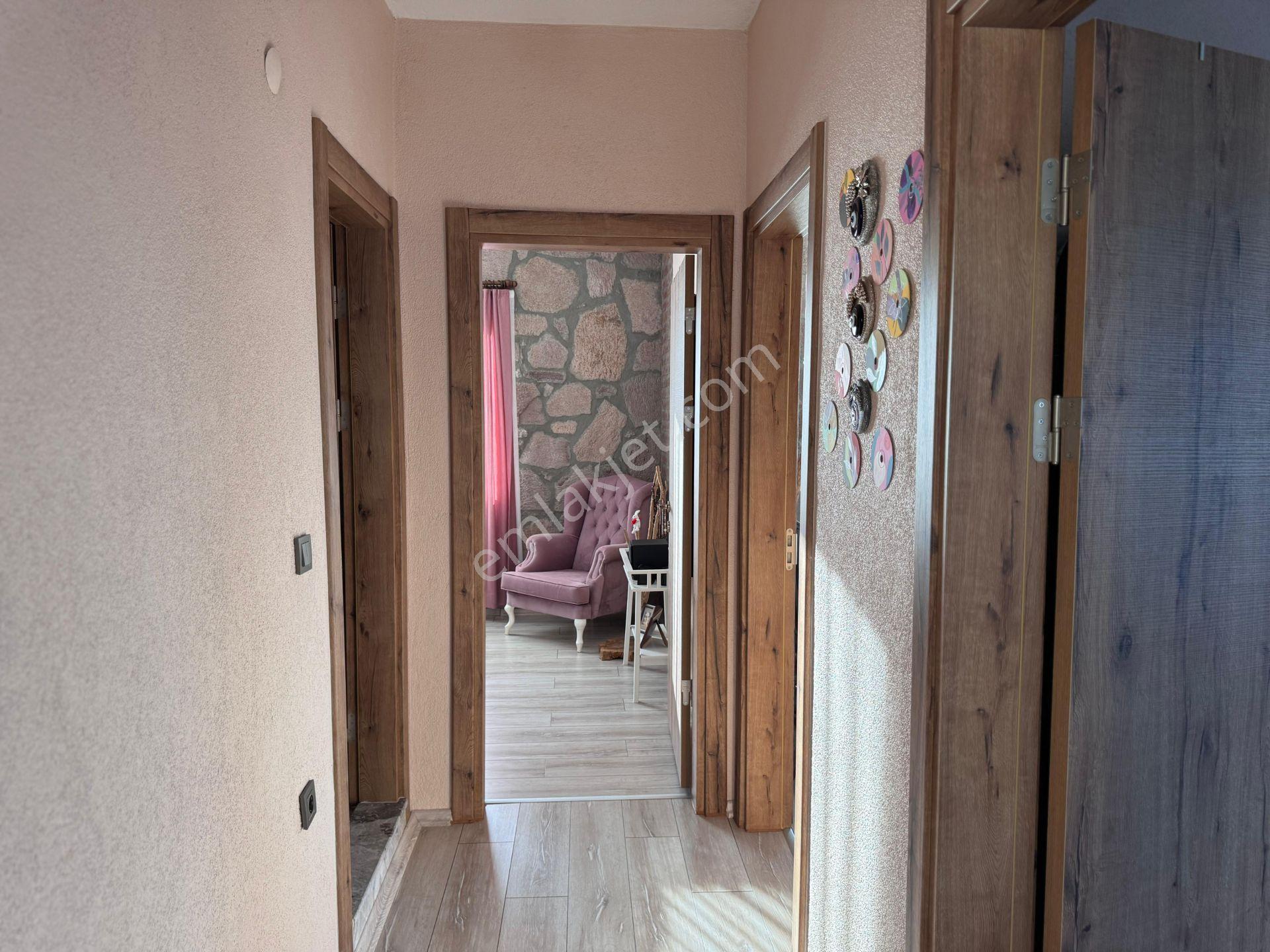 Deniz Manzaralı Havuzlu 4+1 Lüks Müstakil Taş Villa - Görsel 20