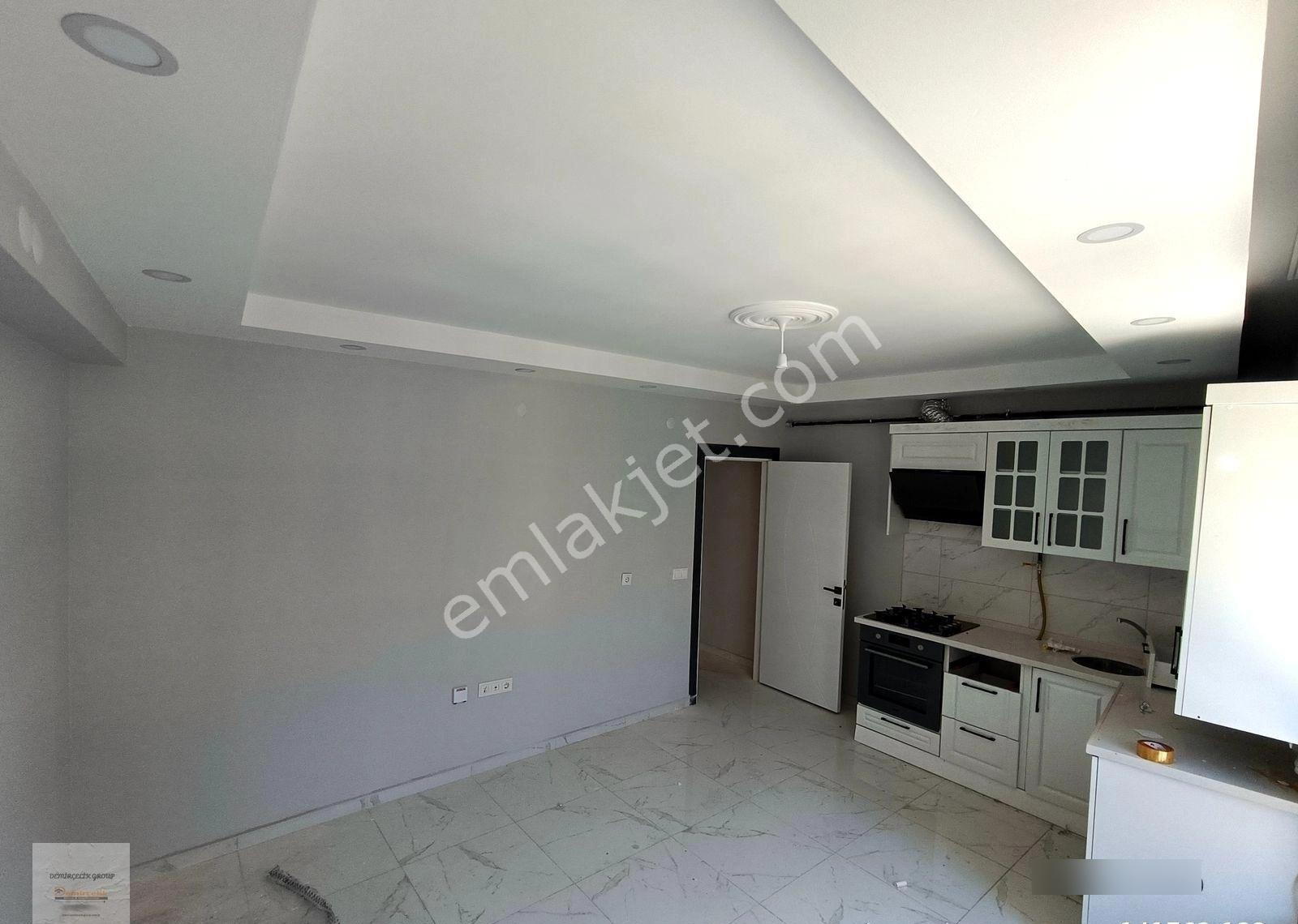 Şirintepe'de Sıfır 1+1özel Kapalı Garajlı Asansörlü Ara Kat - Görsel 4