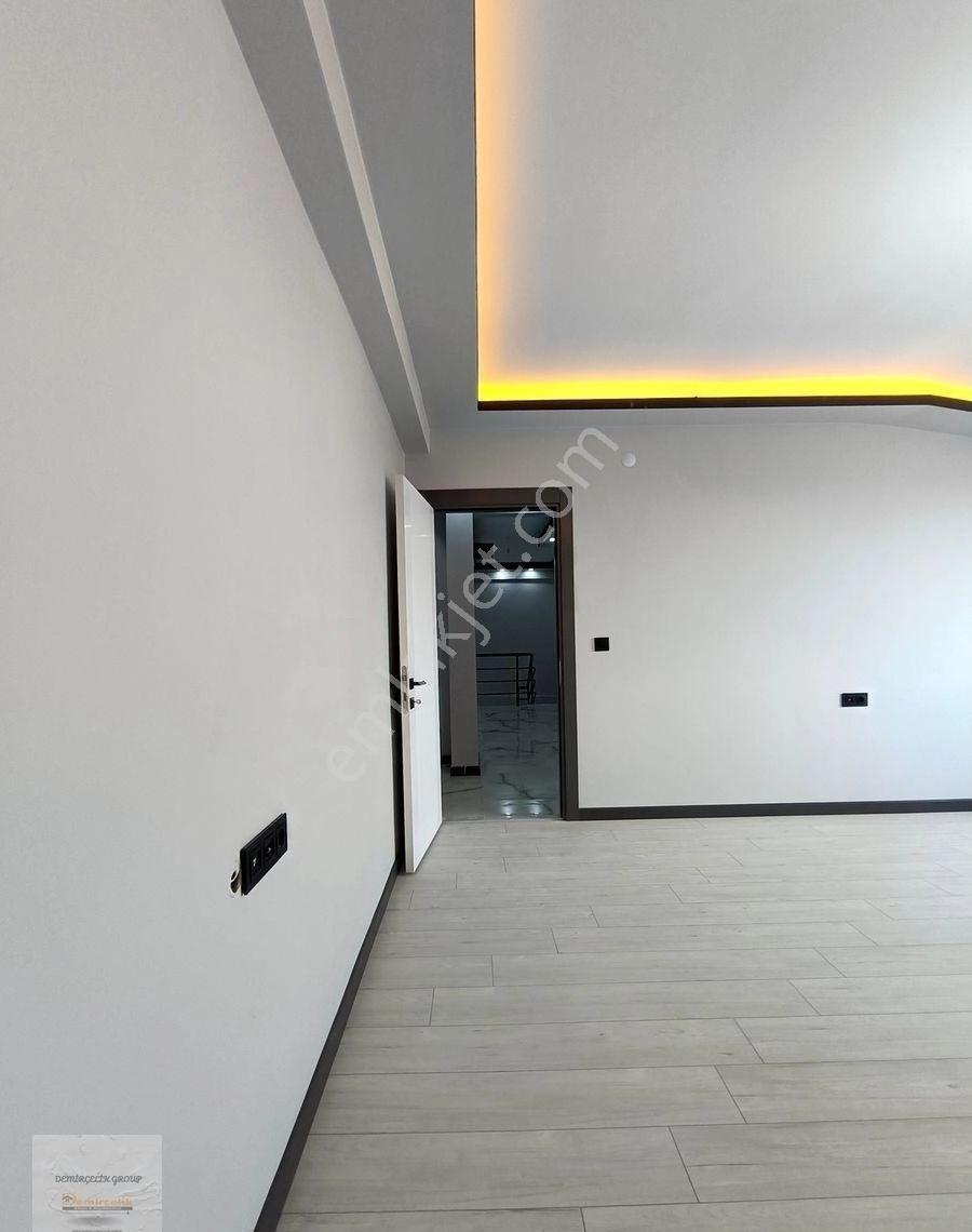 Emsallerine Göre Fırsat! 180 M² Dubleks | Teraslı | Kapalı Garaj - Görsel 13