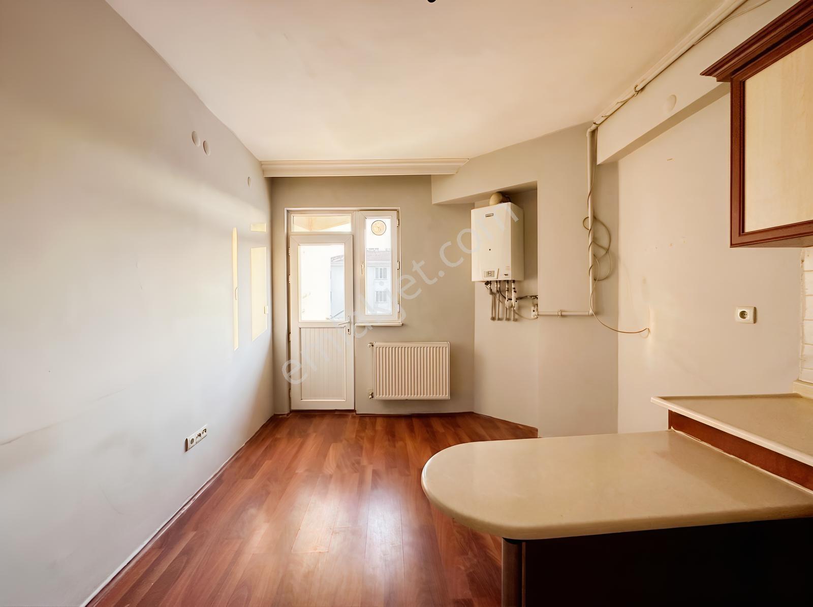 Anadolu Üni. Karşısı Kiralık Çift Balkon Geniş 1+1 Daire !! - Görsel 7