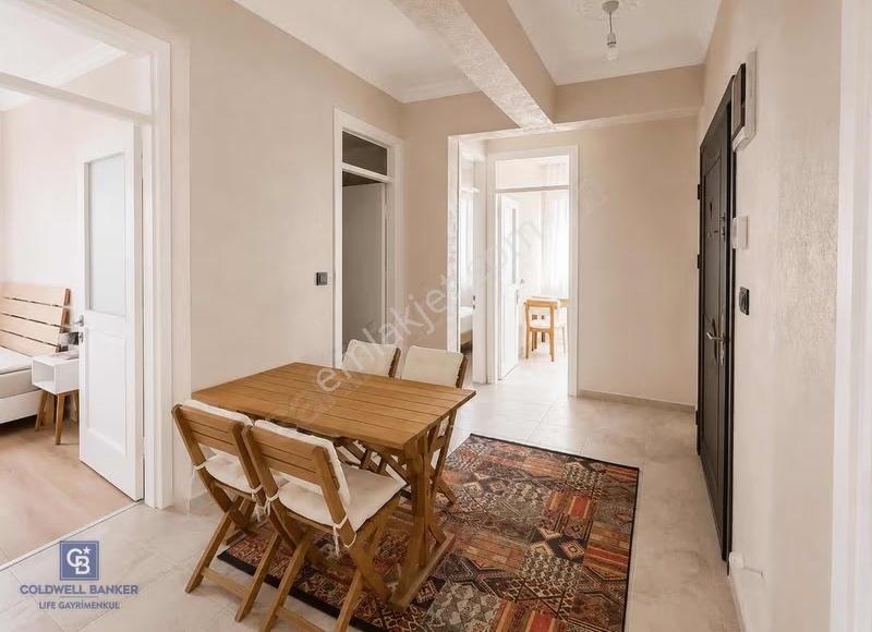 Buca Merkezi Lokasyon Eşyalı Kiralık 3+1 Daire - Görsel 11